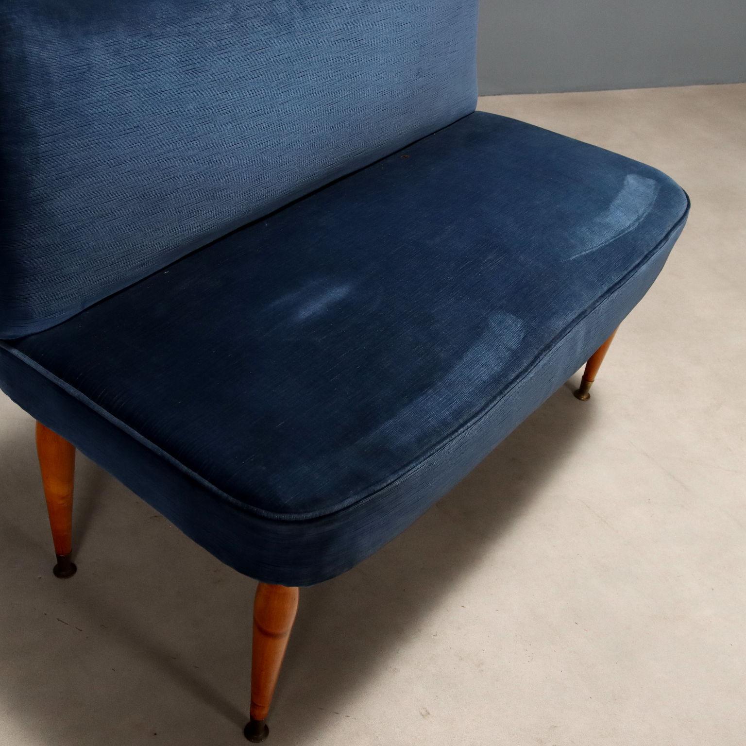 Piccola Panca Anni 50 im Zustand „Relativ gut“ im Angebot in Milano, IT