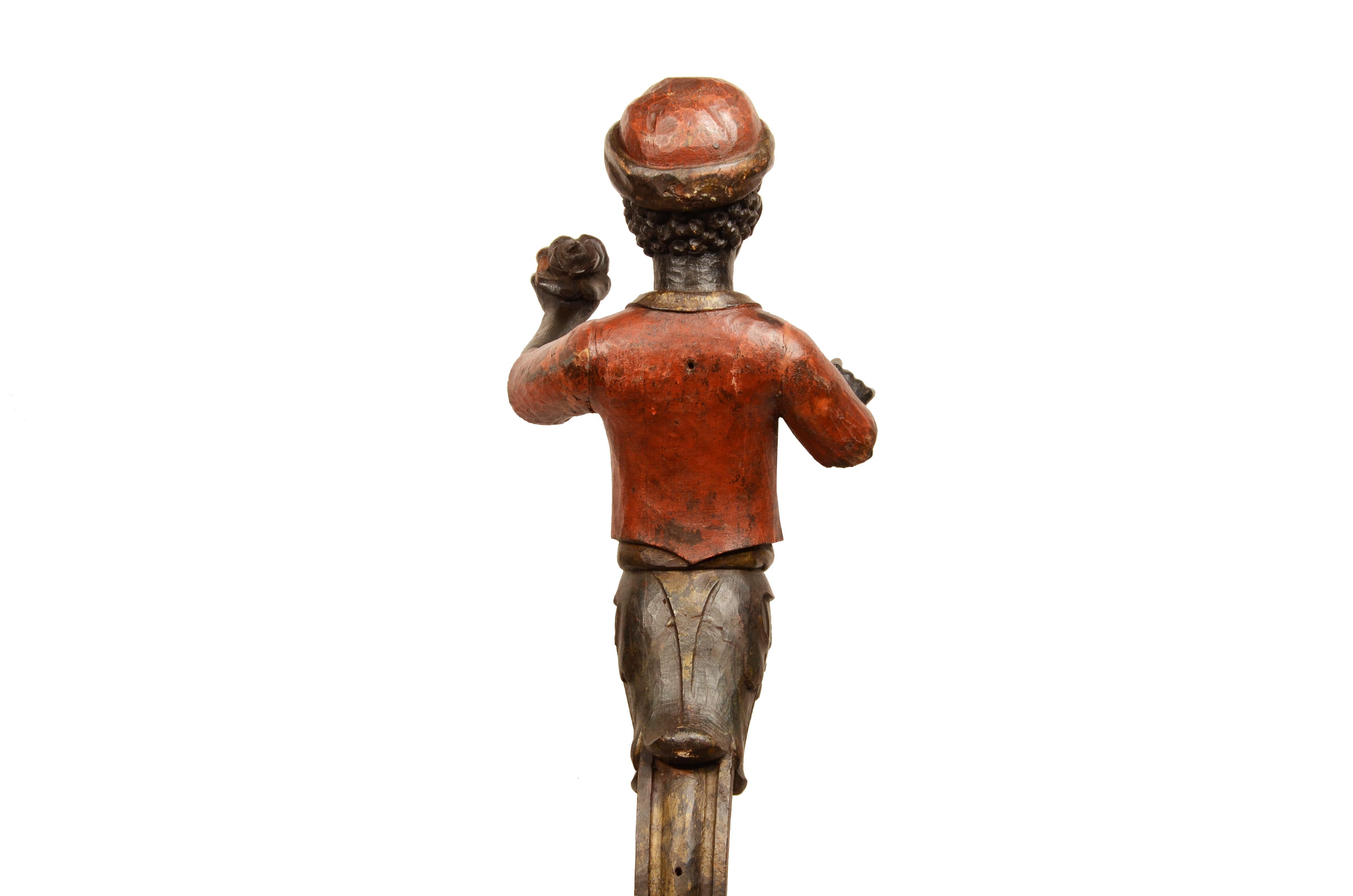 Pequeño mascarón de proa de madera tallada que representa al joven Moretto Venecia finales del siglo XIX en venta 9
