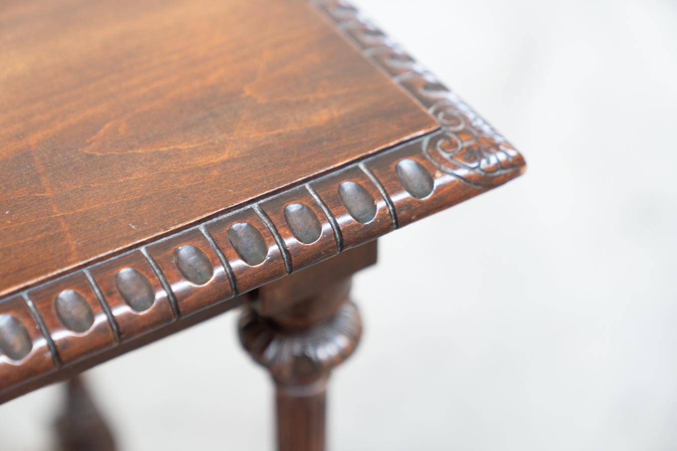 Small Louis XIV style desk - 19th century For Sale 9