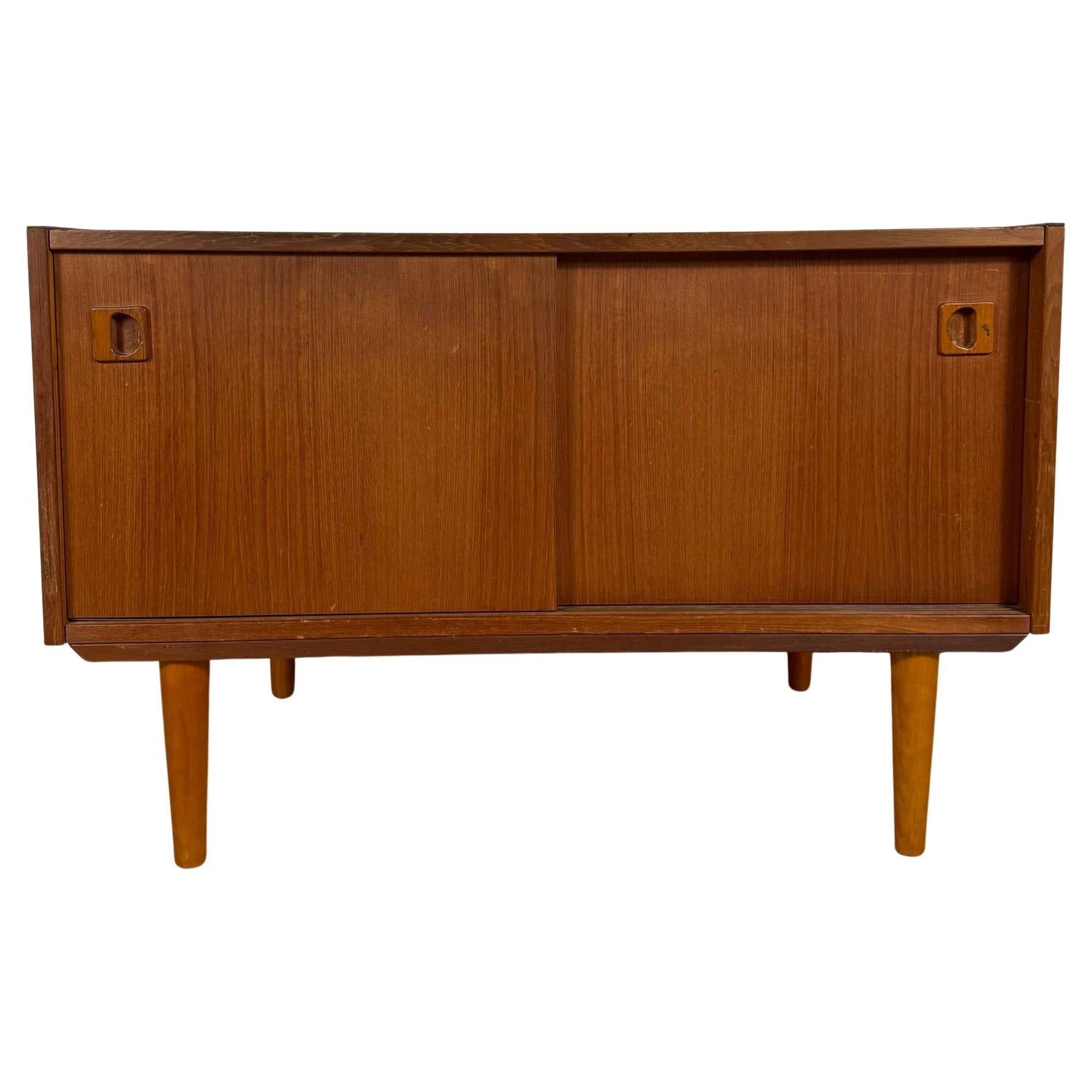 Small Danish Teak Sideboard with Sliding Doors - 1960s For Sale