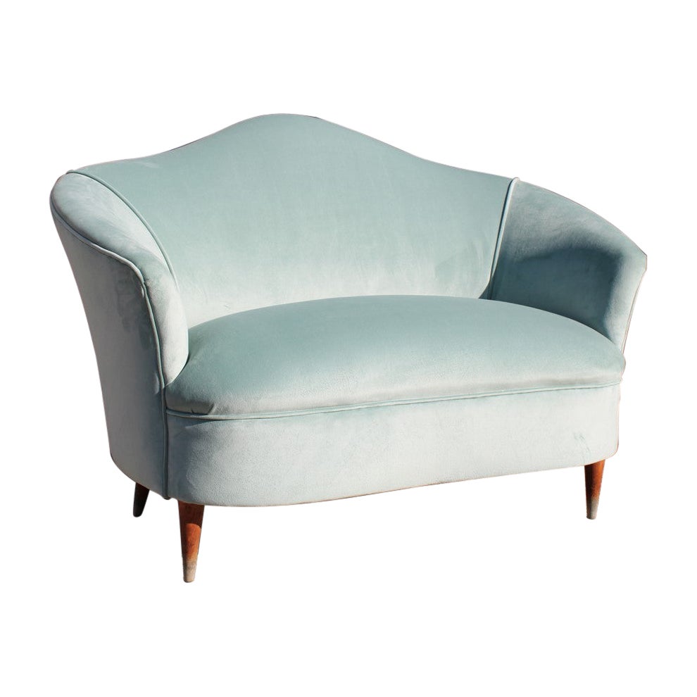 Small 2 Seater Caesar Sofa Lacquer Italy 1950s Restored Green Velvet For Sale