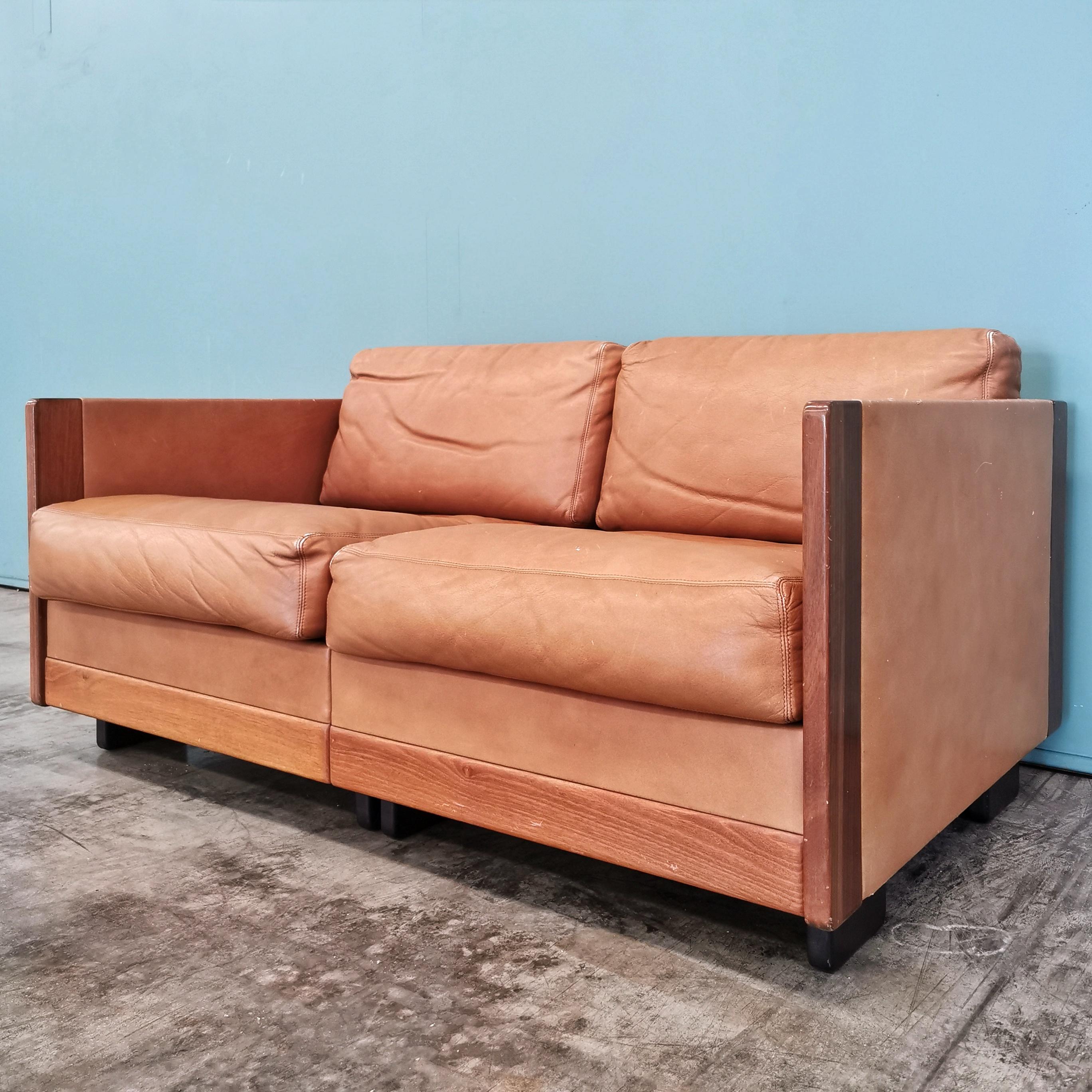 Mid-Century Modern piccolo Divano Cassina mod 920 Afra Tobia Scarpa per Cassina For Sale