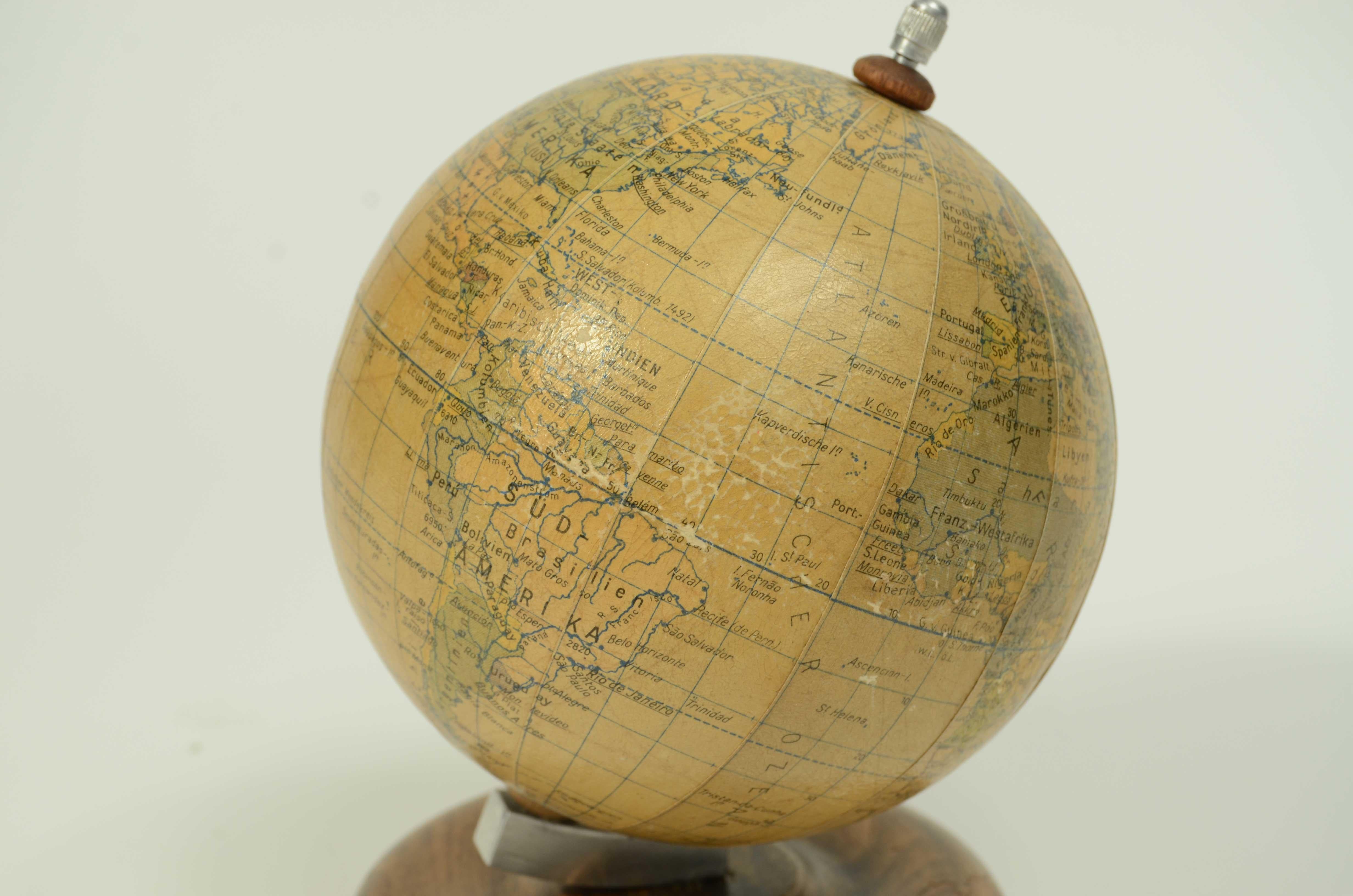 Piccolo globo terrestre edito da Räths Politischer Erdglobus DDR anni '50 (Papier) im Angebot