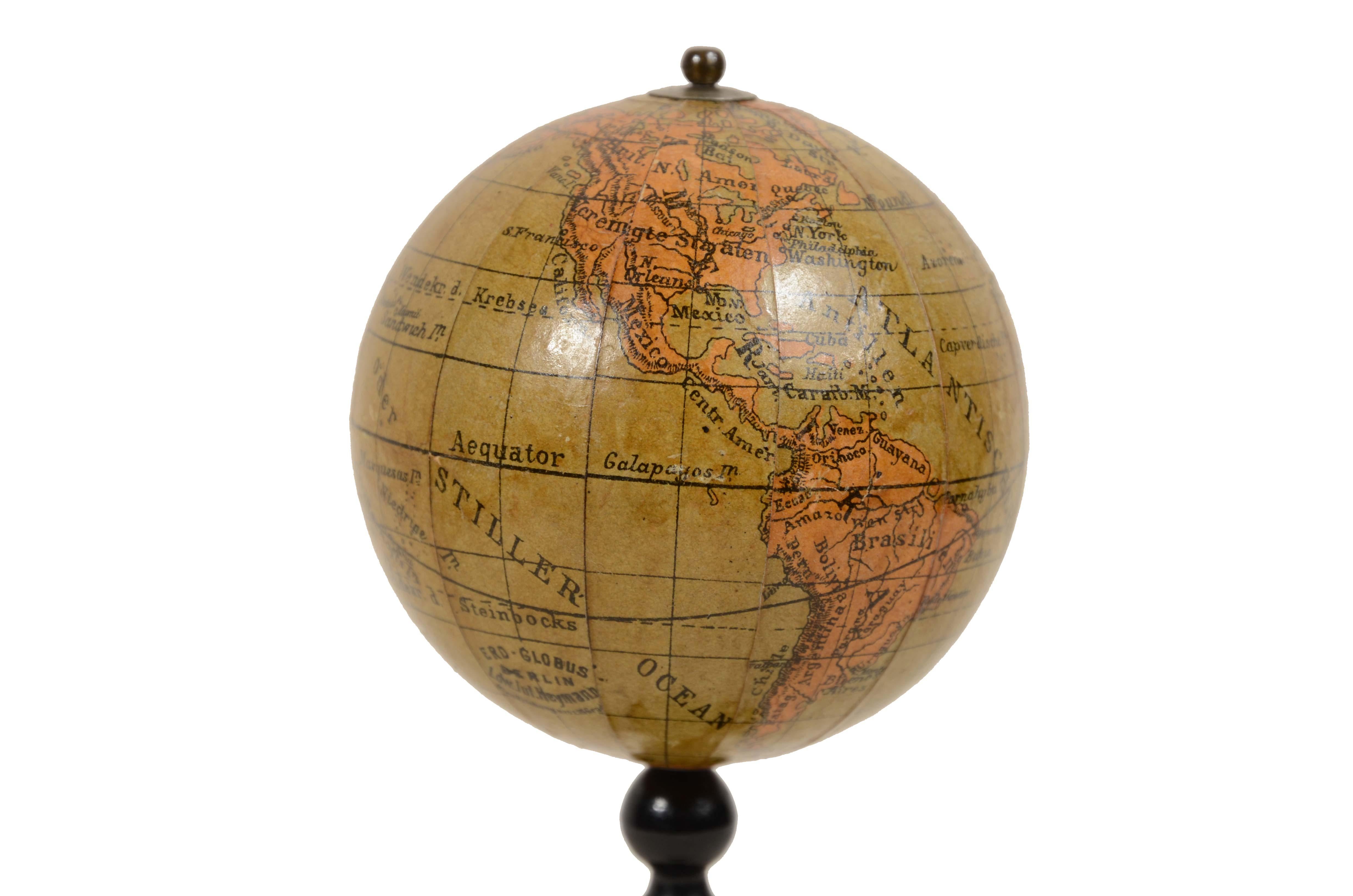 Small globe h. 6.5 of  late 1800s by cartographer Ludw. Jul. Heymann For Sale 1