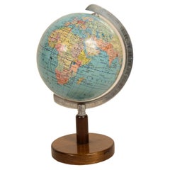 Petit globe allemand publié par Columbus Schulerglobus dans les années 1950