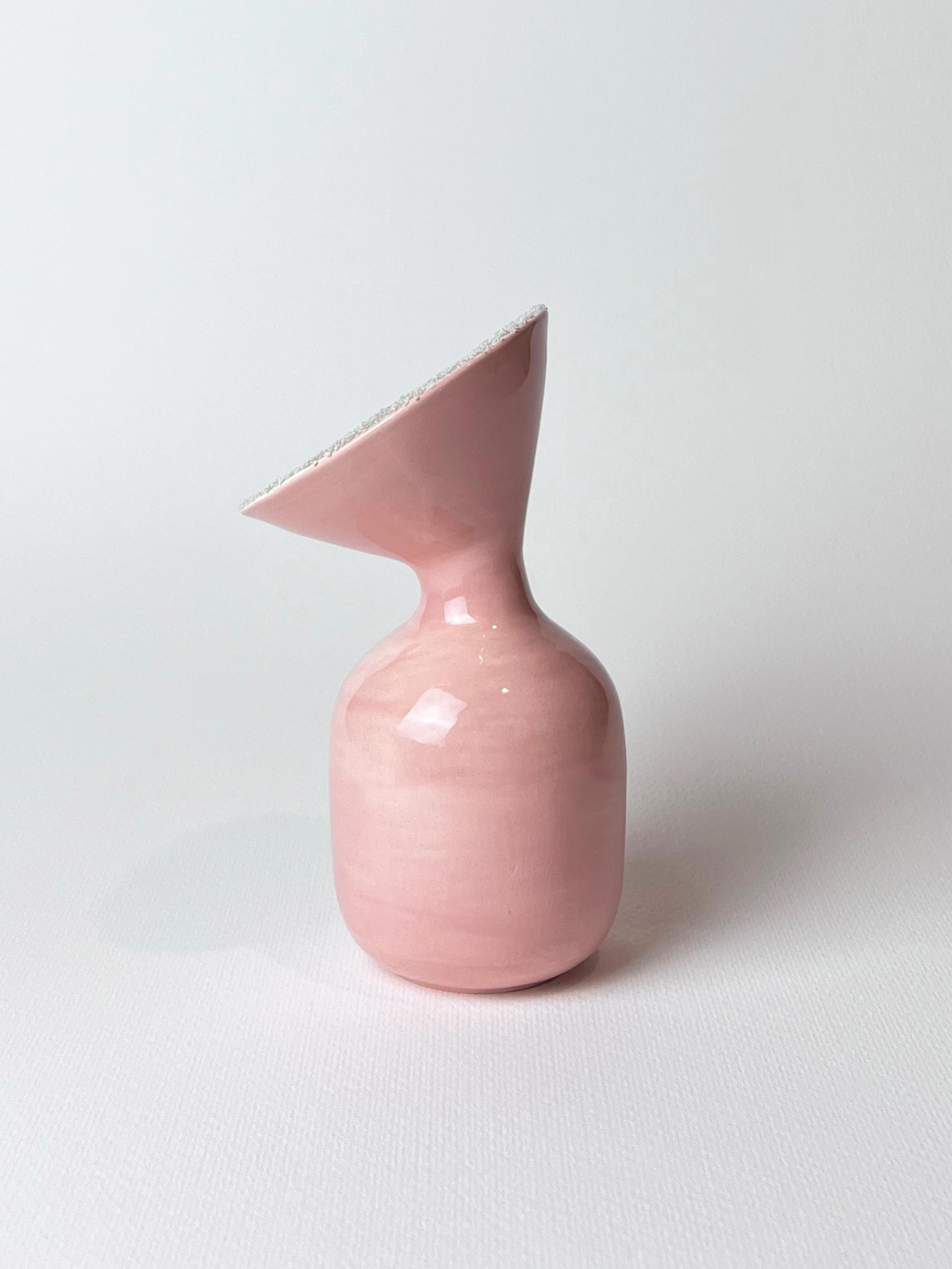 Enameled Piccolo vaso in ceramica smaltata con doppia finitura For Sale