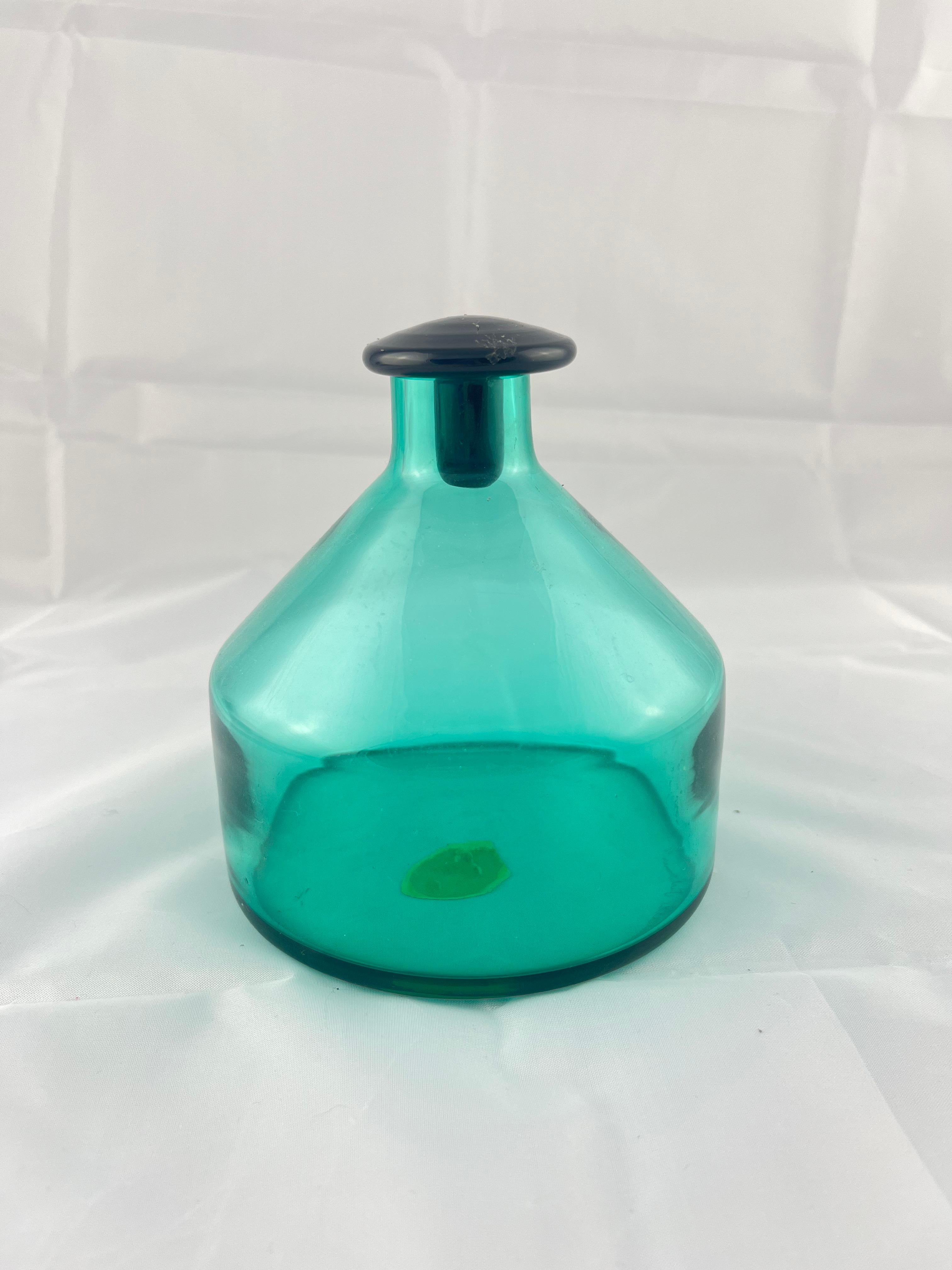 Small Murano glass vase signed on acid Marcello Furlan - 1990

In Great Condition