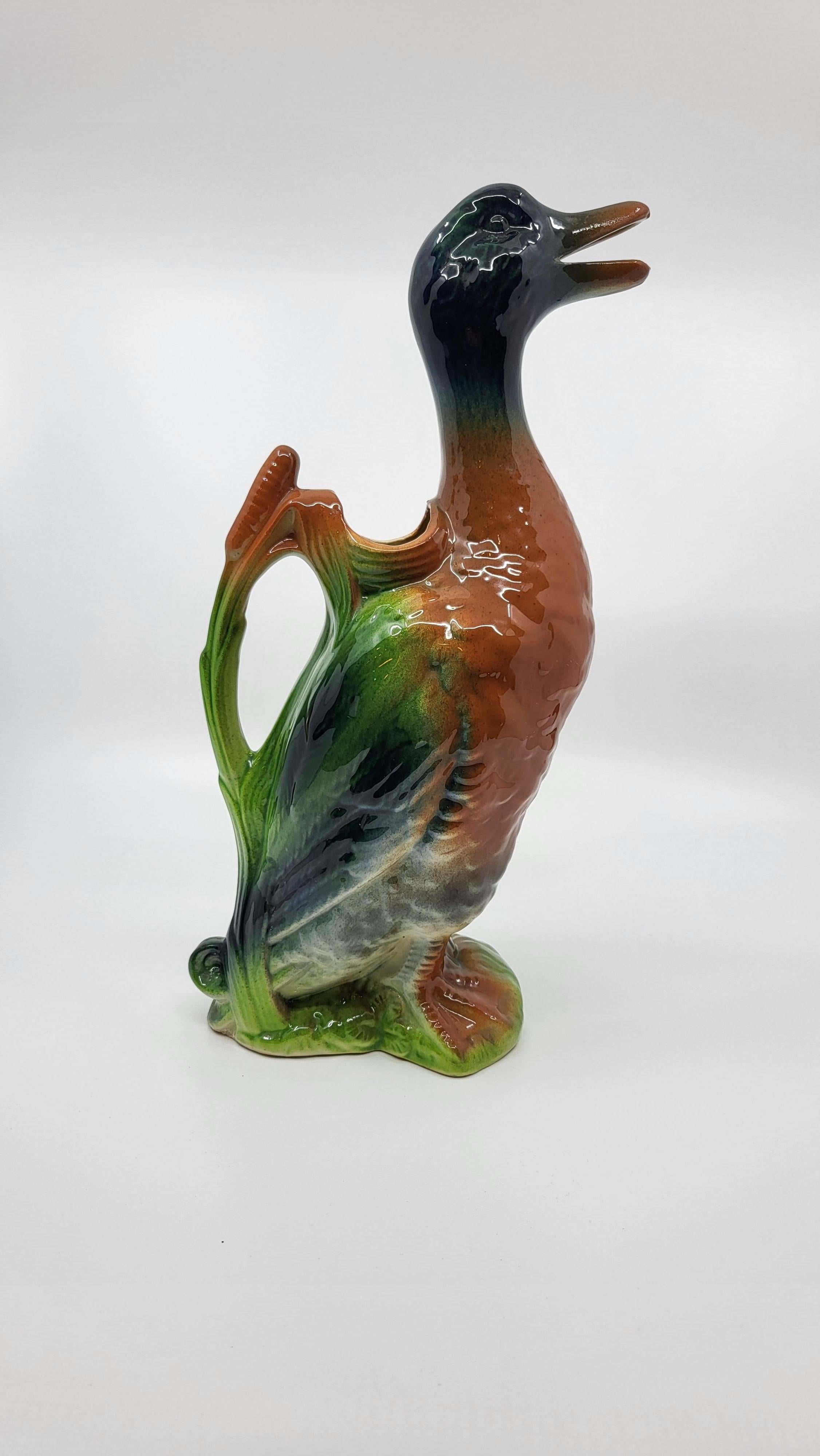 Émaillé Pichet Saint Clément canard en majolique Française, design Art Nouveau 19ième