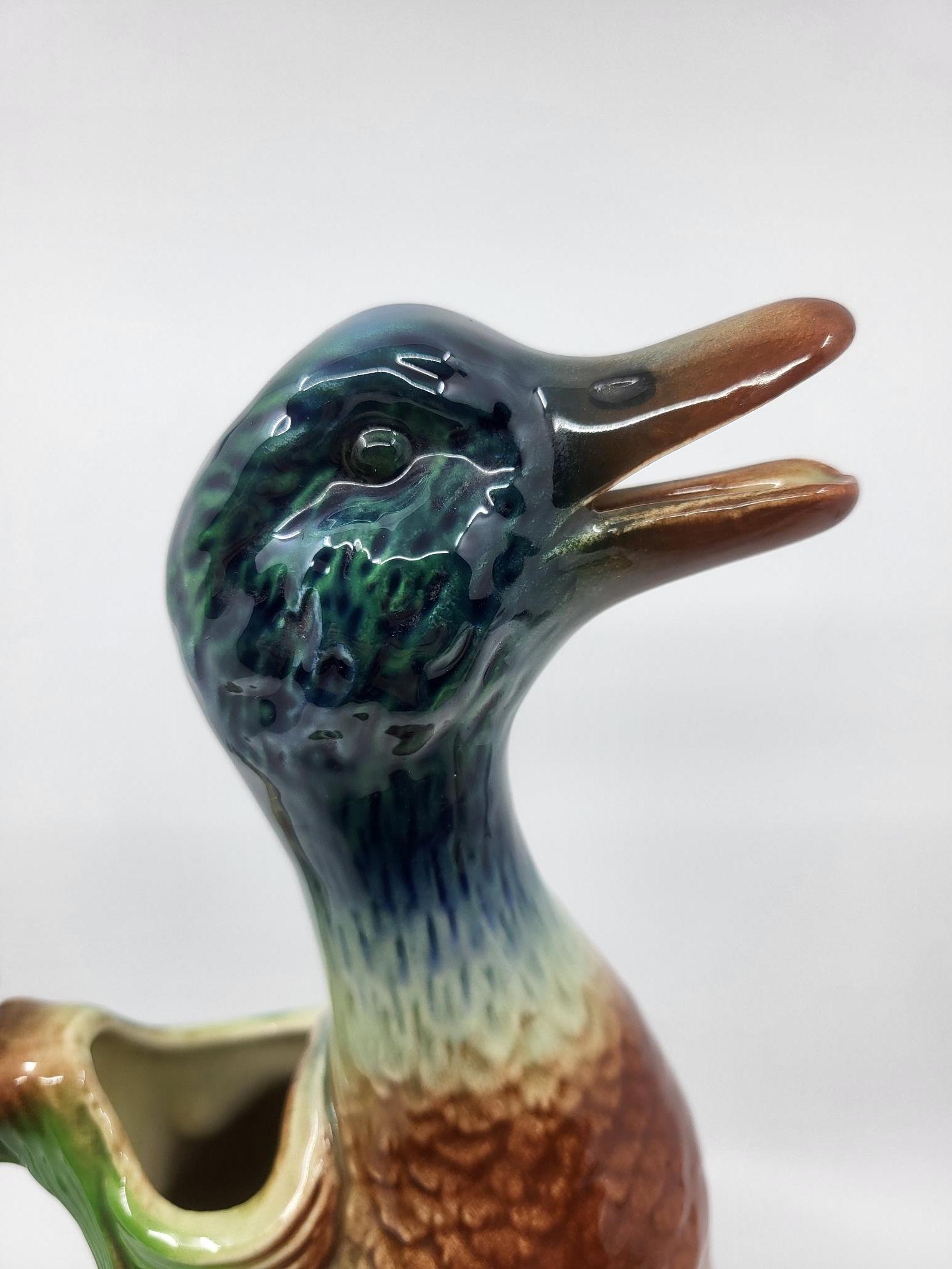 Enameled Pichet Saint Clément canard en majolique Française, design Art Nouveau 19ième