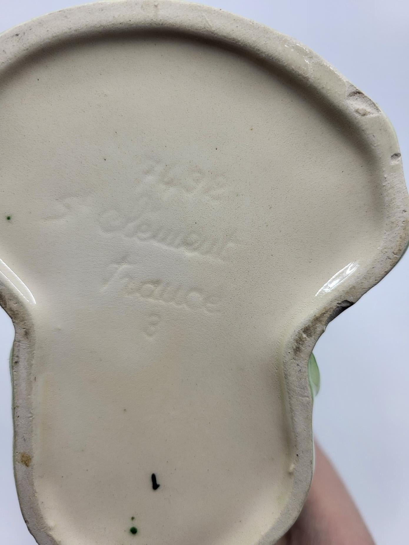 Ceramica Pichet Saint Clément canard en majolique Française, design Art Nouveau 19ième in vendita
