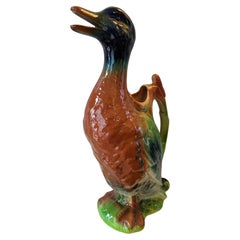 Pichet Saint Clément canard en majolique Française, design Art Nouveau 19ième