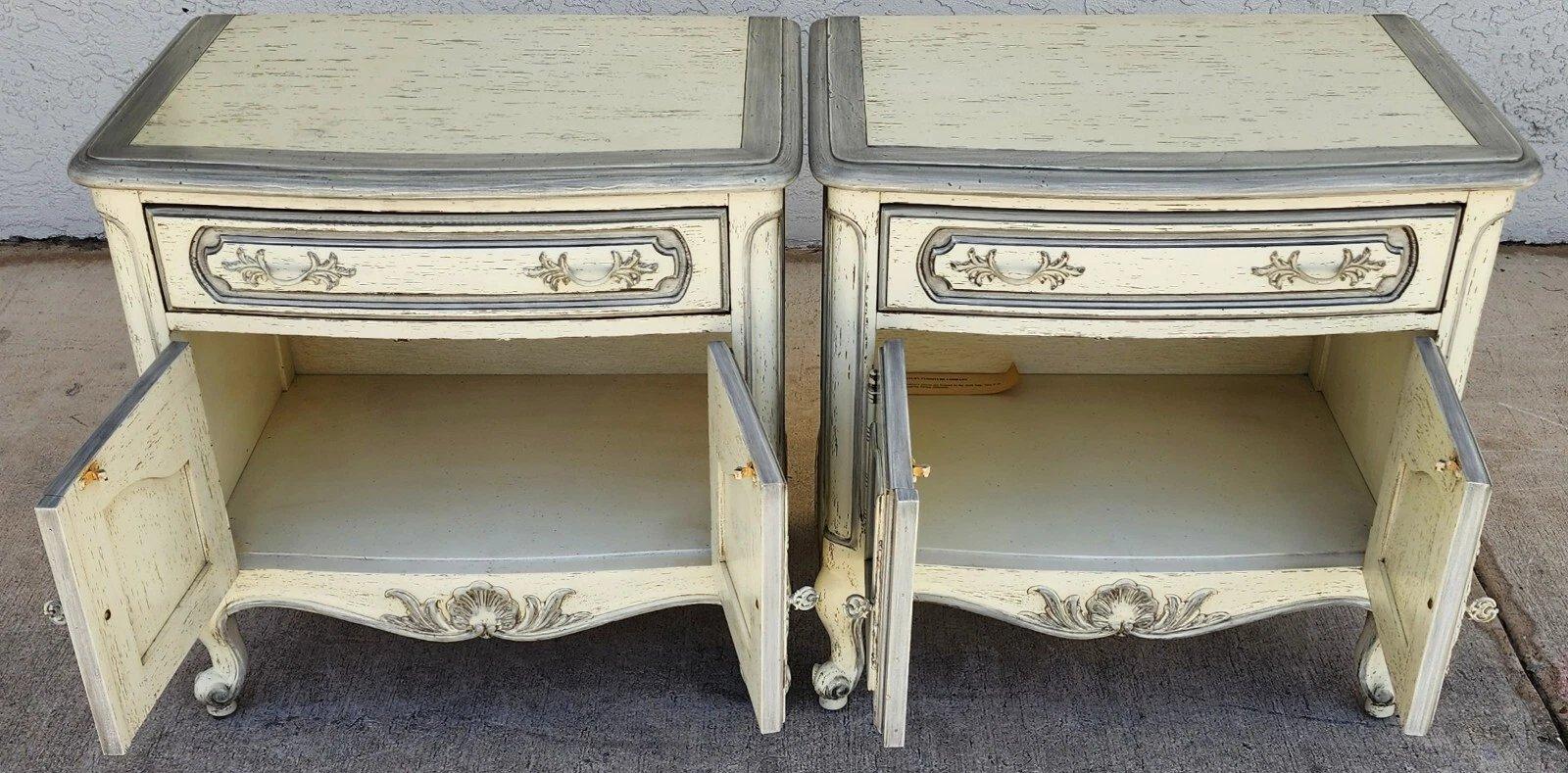 Late 20th Century Picklewood Nightstands by Century Furniture Pair For Sale