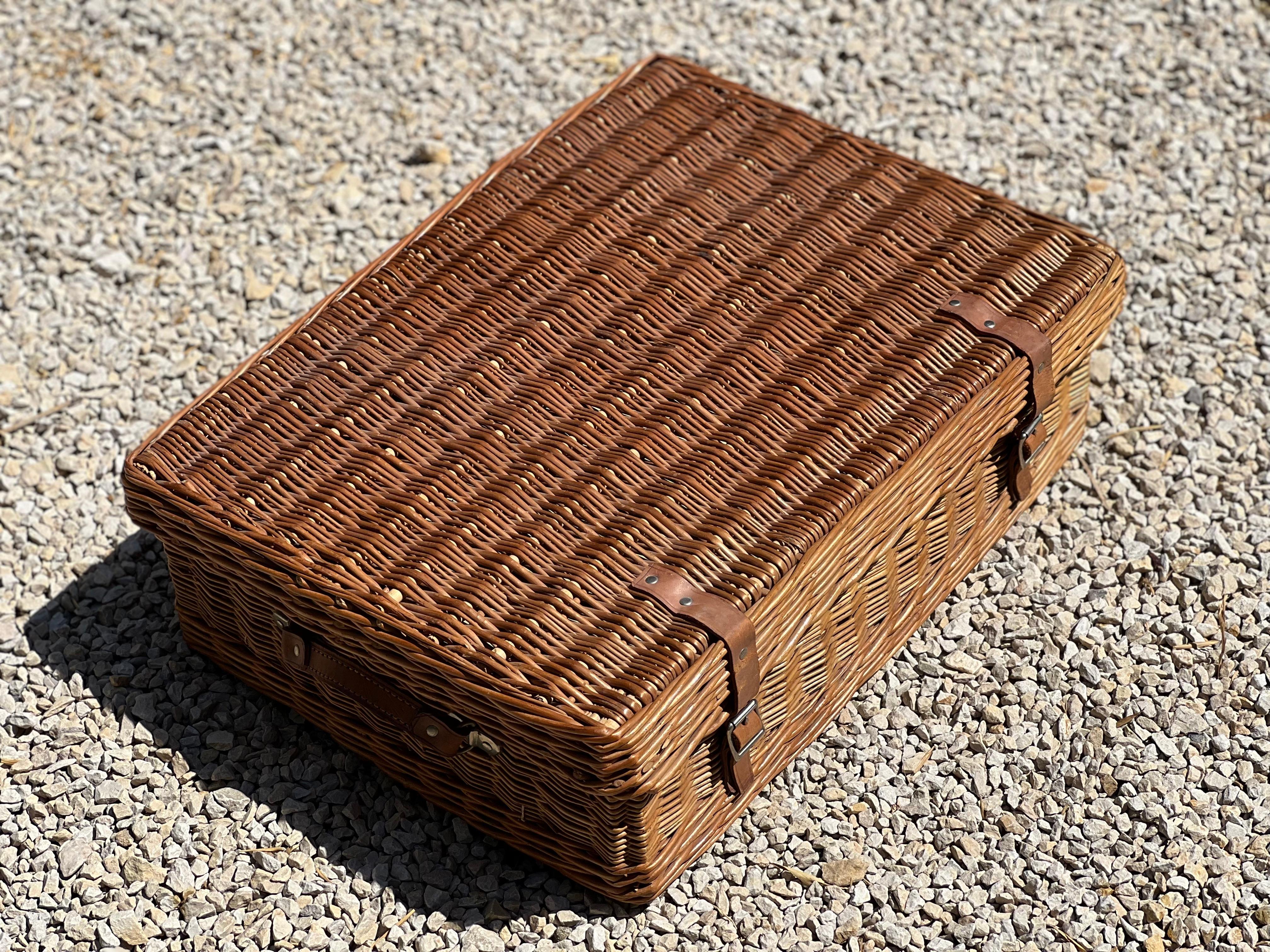 Picnic Basket for 6 People Coracle by G. W. Scott and Son, Circa 1930 3