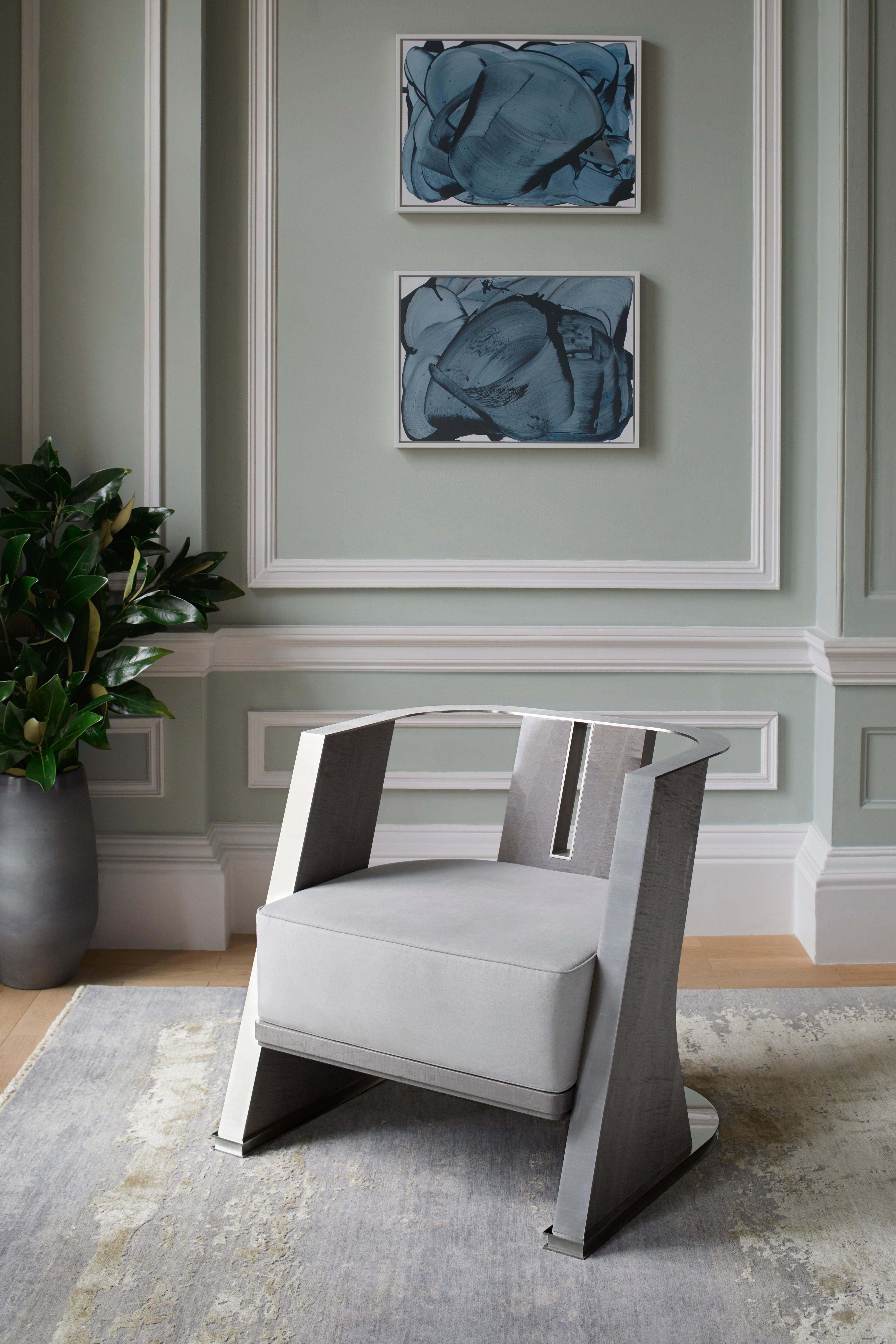 Brushed Pictor II Modern Metal Armchair with Art Deco Vibes for Living Room For Sale