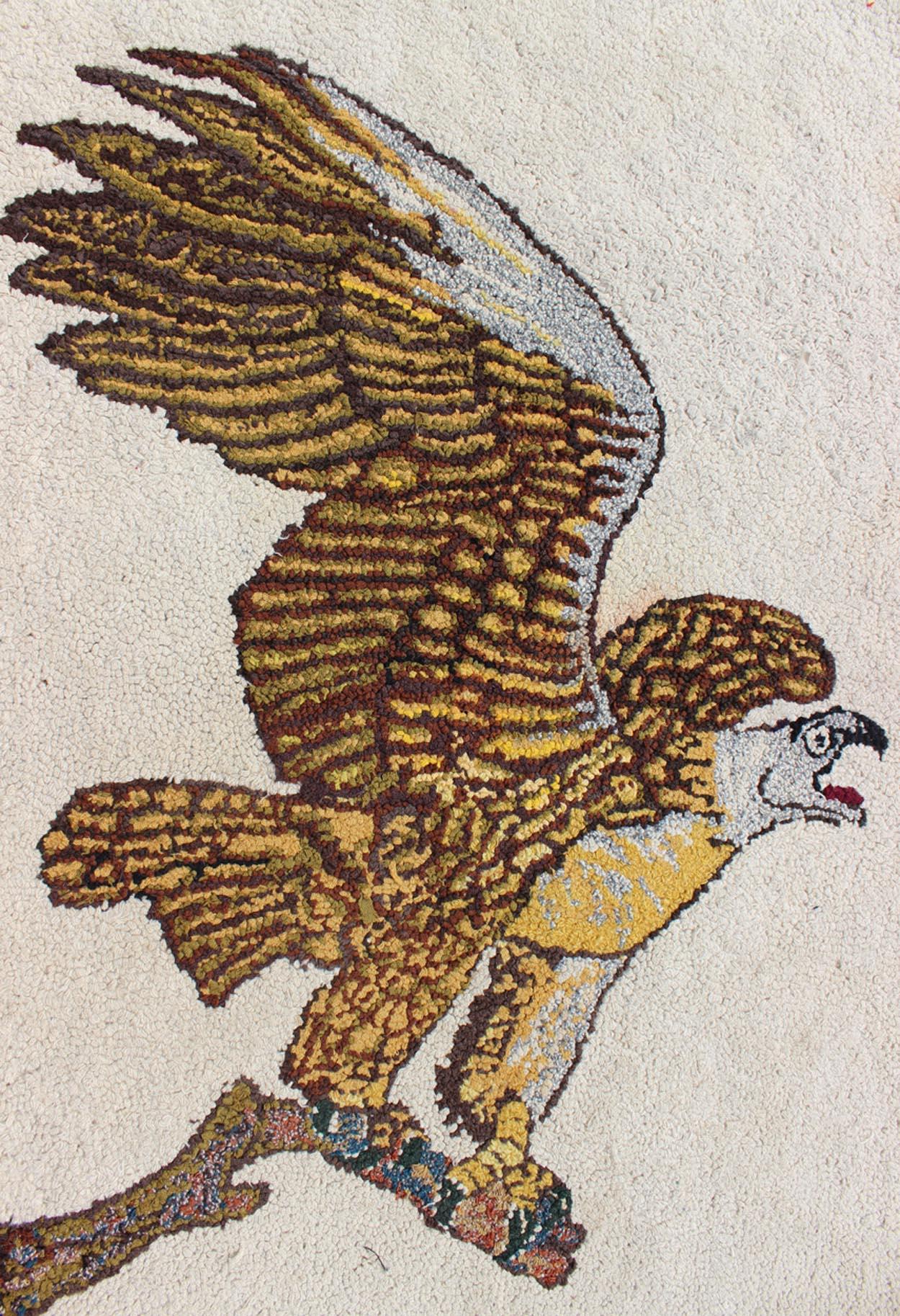 20th Century Pictorial Antique American Hooked Rug Of A American Bald Eagle Hooked Rug For Sale