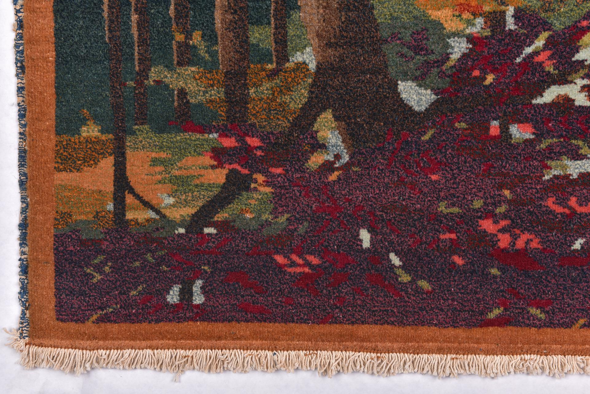 Pictorial Carpet with Deer In Excellent Condition For Sale In Alessandria, Piemonte