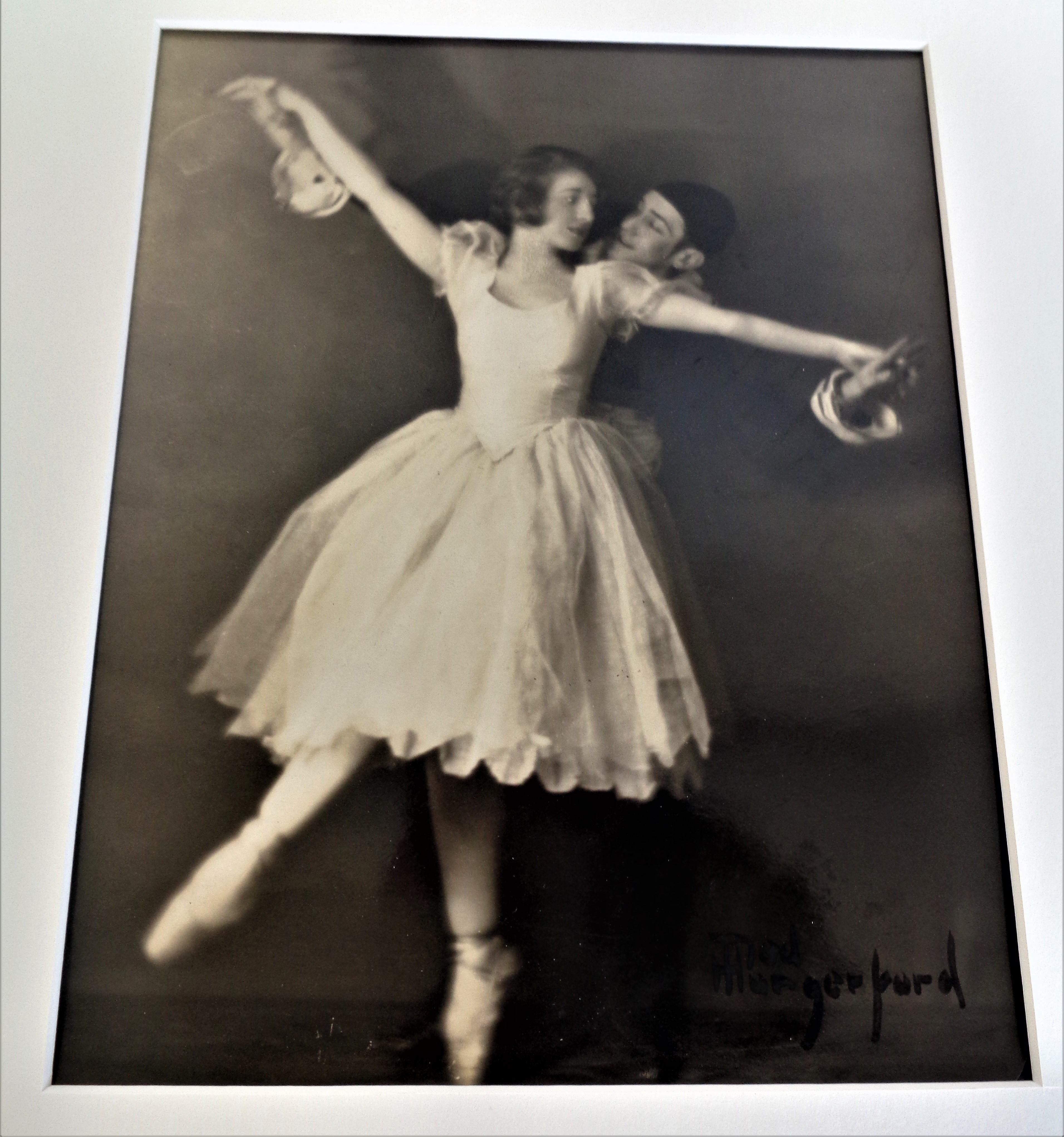 American Pictorialist Sepia Tone Gelatin Silver Print Photograph Ballet Dancers, 1910 For Sale