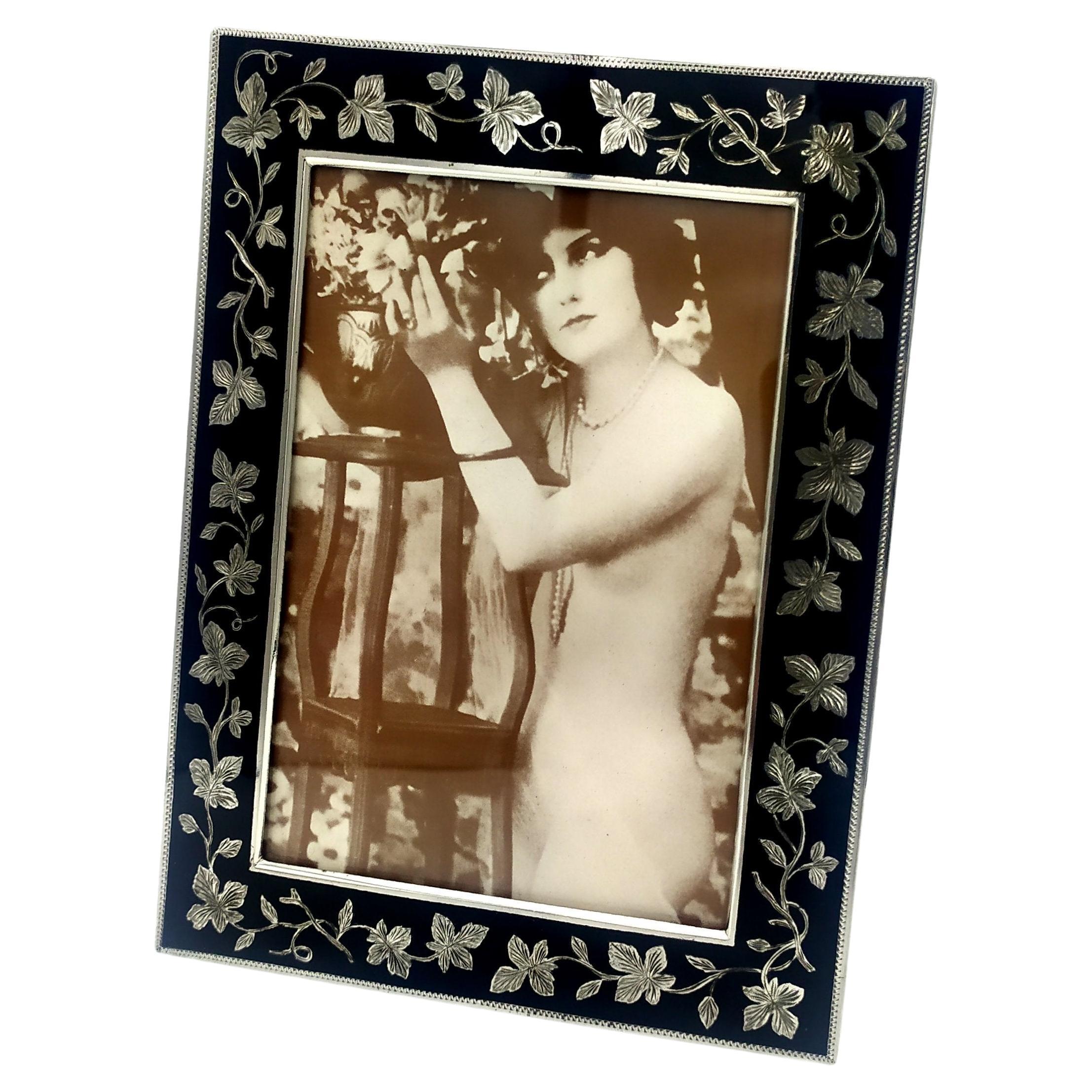 Marco de fotos Grabado en alto relieve negro hojas de parra Plata de ley Salimbeni