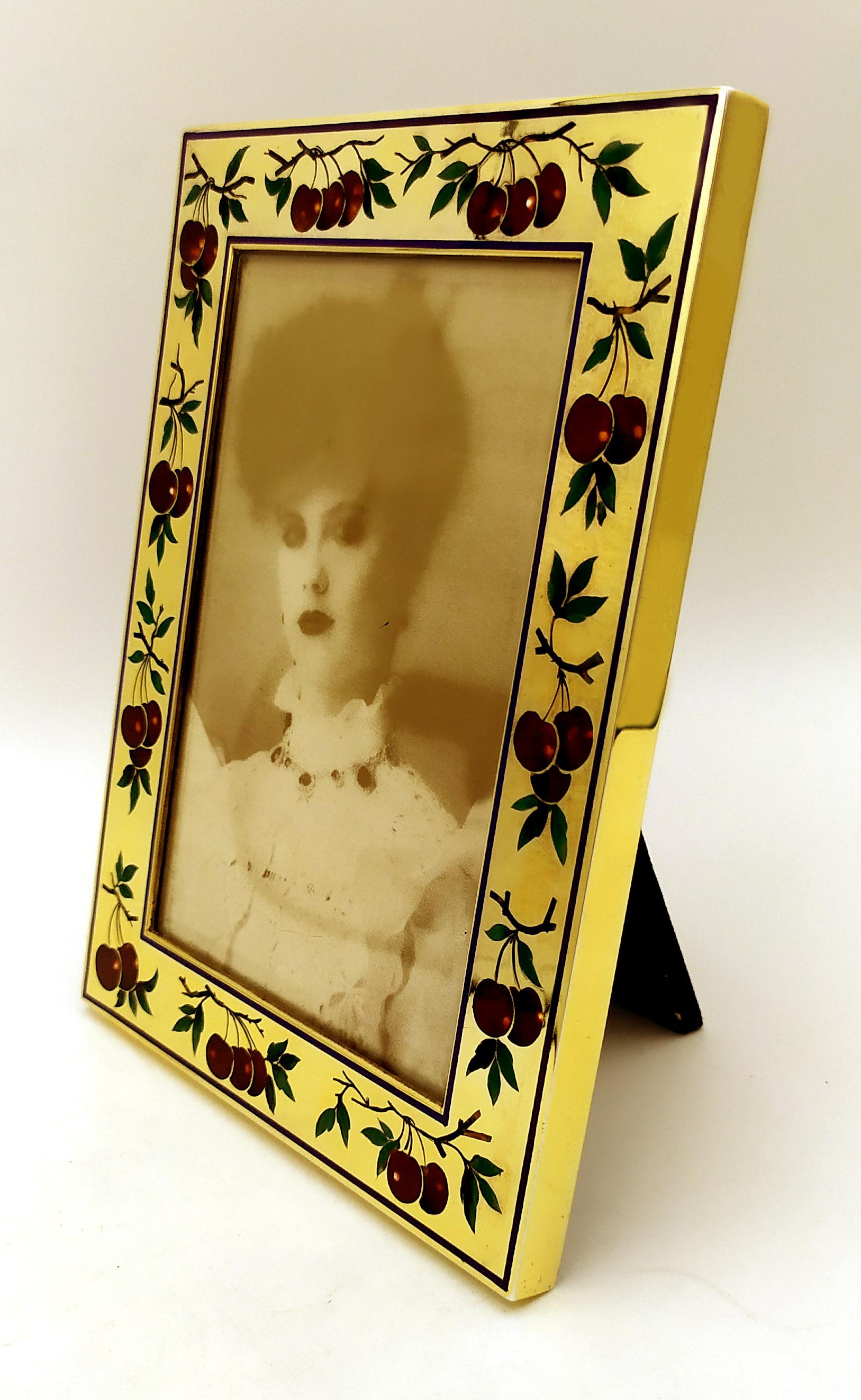 Modern Picture frame Cherry Red and Green Enamel gold plated Sterling Silver Salimbeni For Sale