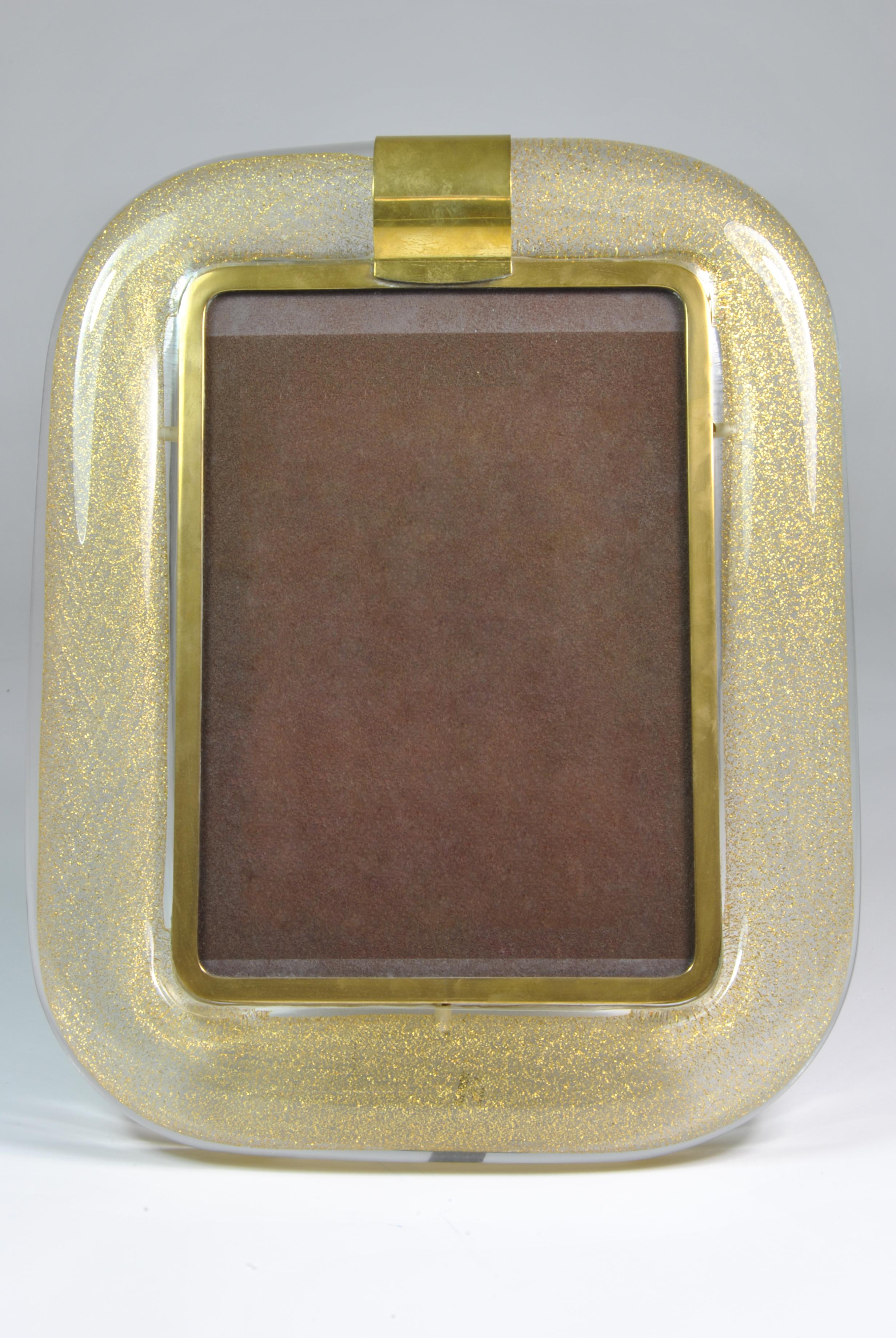 Picture frame in peguloso Murano glass in gold leaf, design Tommaso Barbi, Italy, 1970.