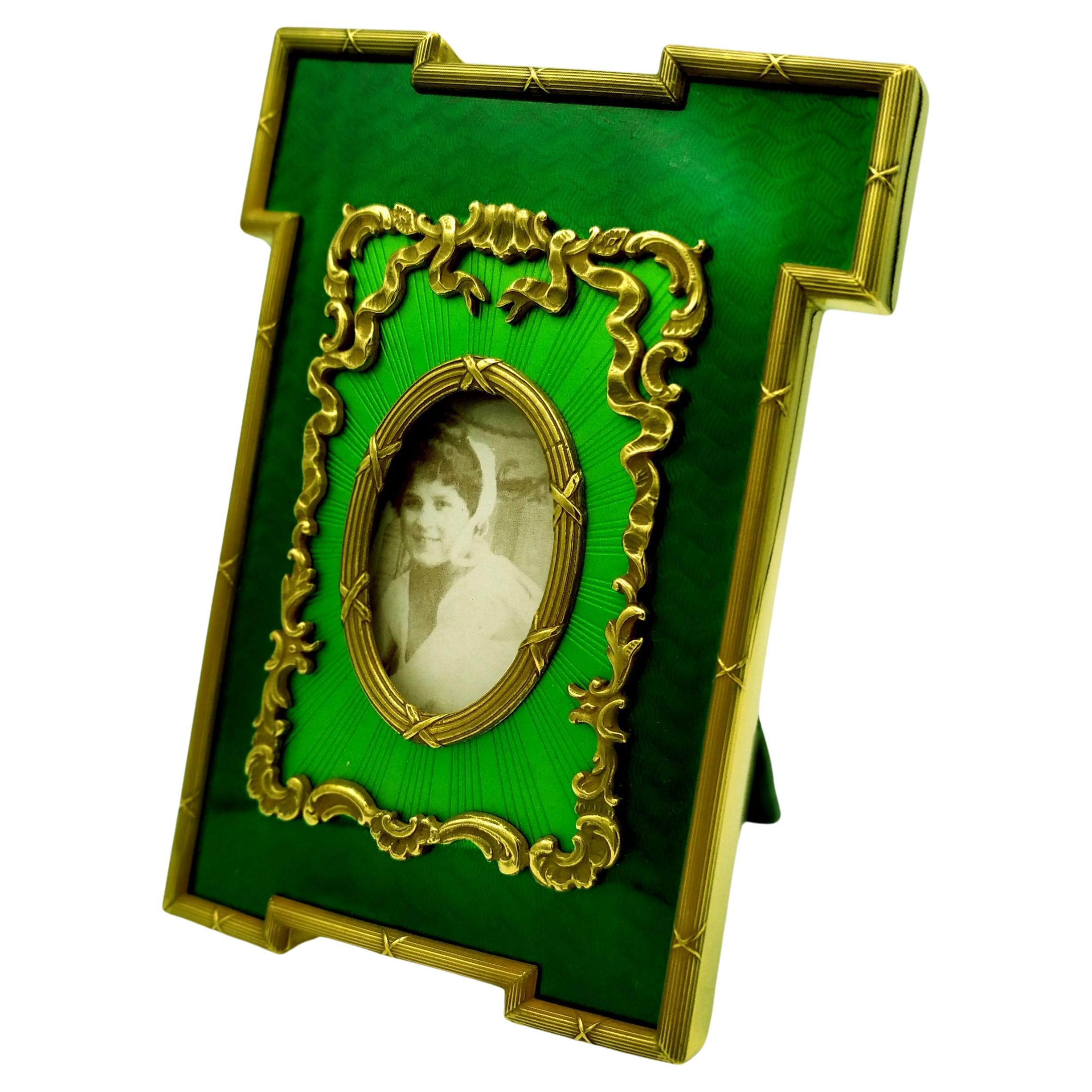 Picture Frame Green two-tones enamel Guilloche Sterling Silver Salimbeni For Sale