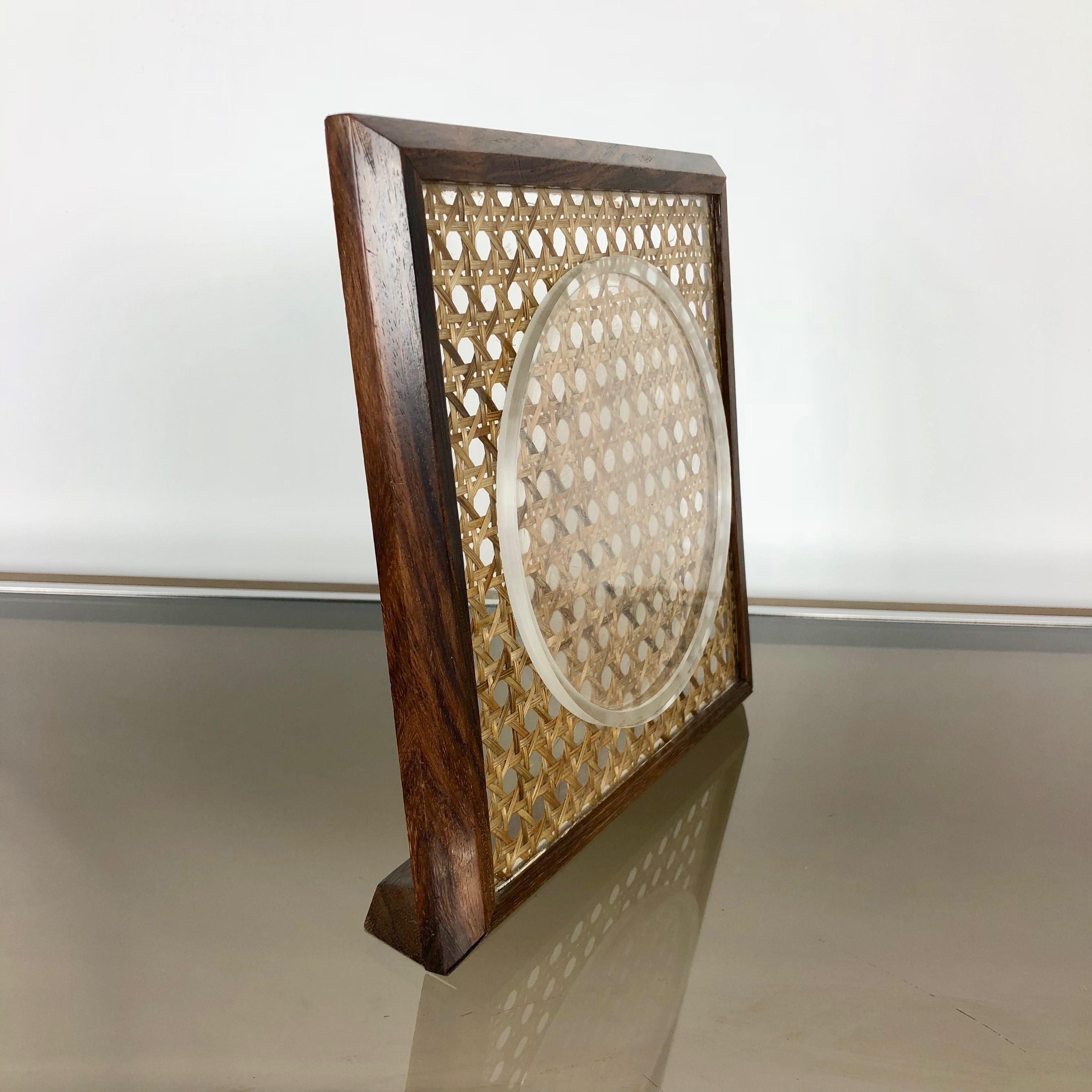 Picture frame holder in wood, Lucite and Wicker rattan, 1960s, Italy.