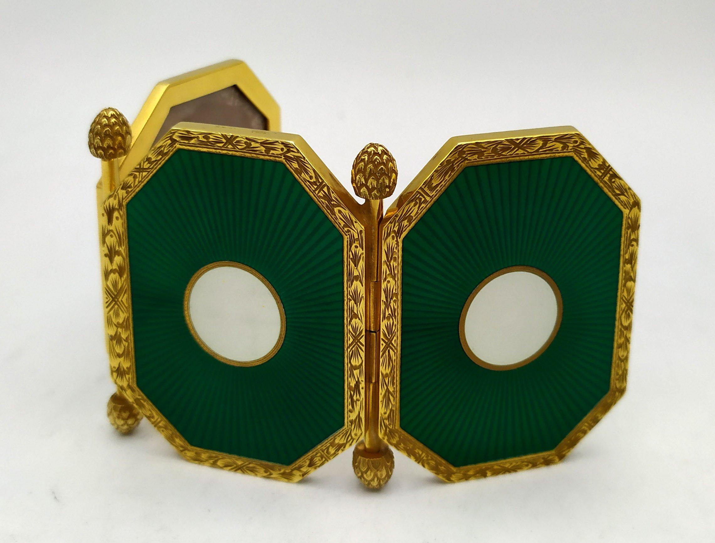 Porte-photos de poche A Silver Silver Enamel 3 Photographies Excellent état - En vente à Firenze, FI