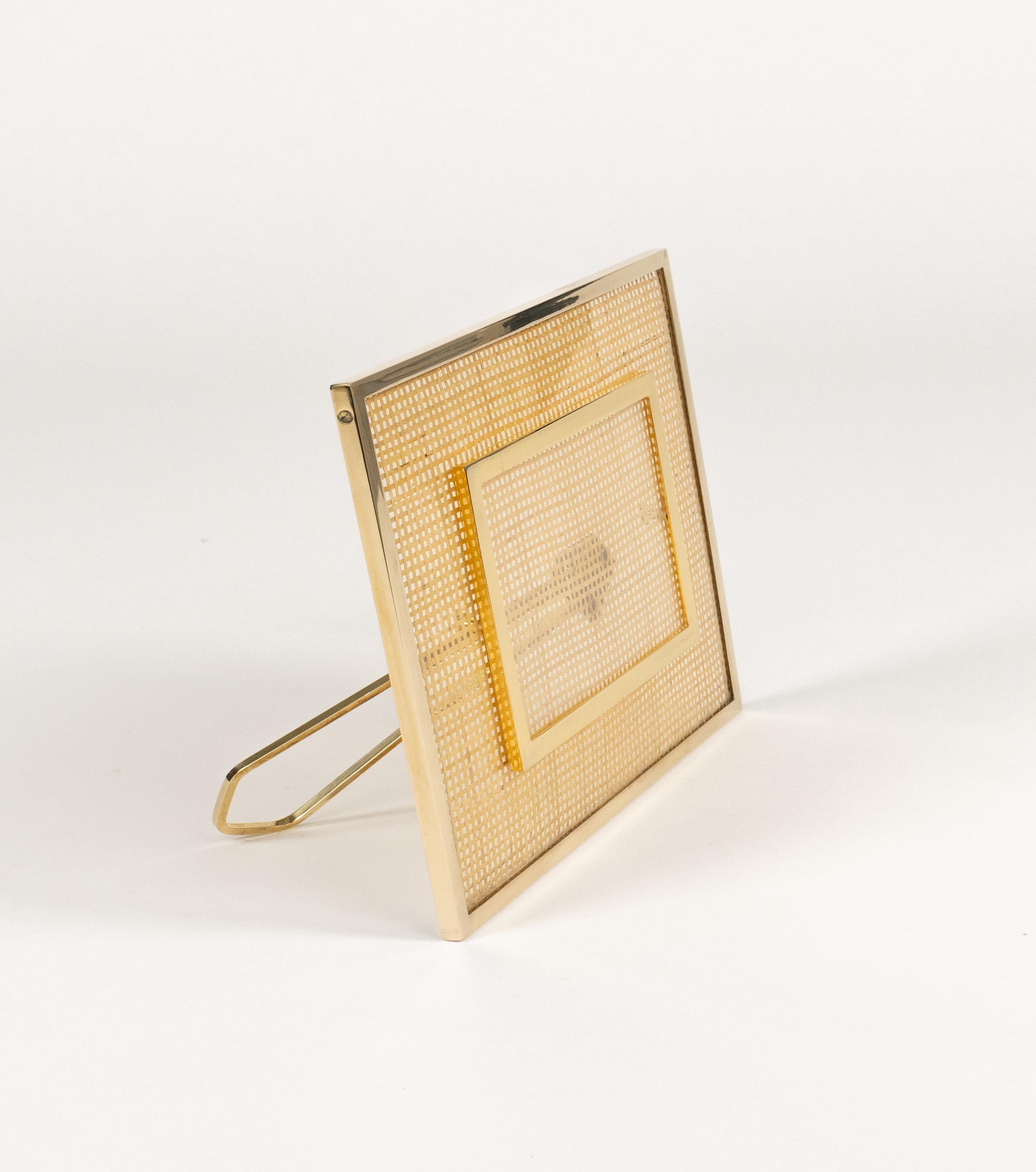 Bilderrahmen aus Lucite, Korbweide und Messing im Christian Dior-Stil, Italien 1970er Jahre (Moderne der Mitte des Jahrhunderts) im Angebot