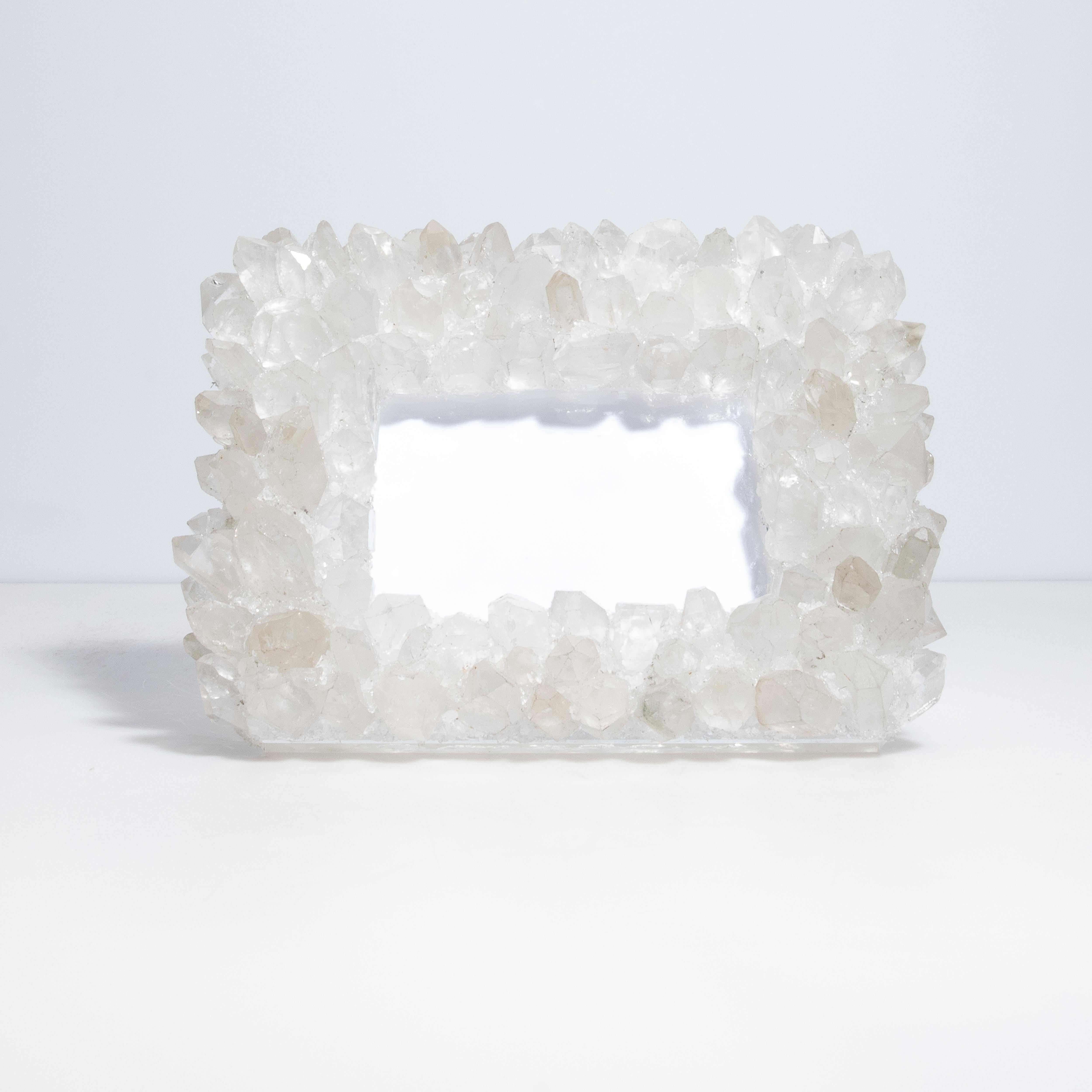 Picture Frame Medium Horizontal in White Quartz In New Condition For Sale In West Hollywood, CA