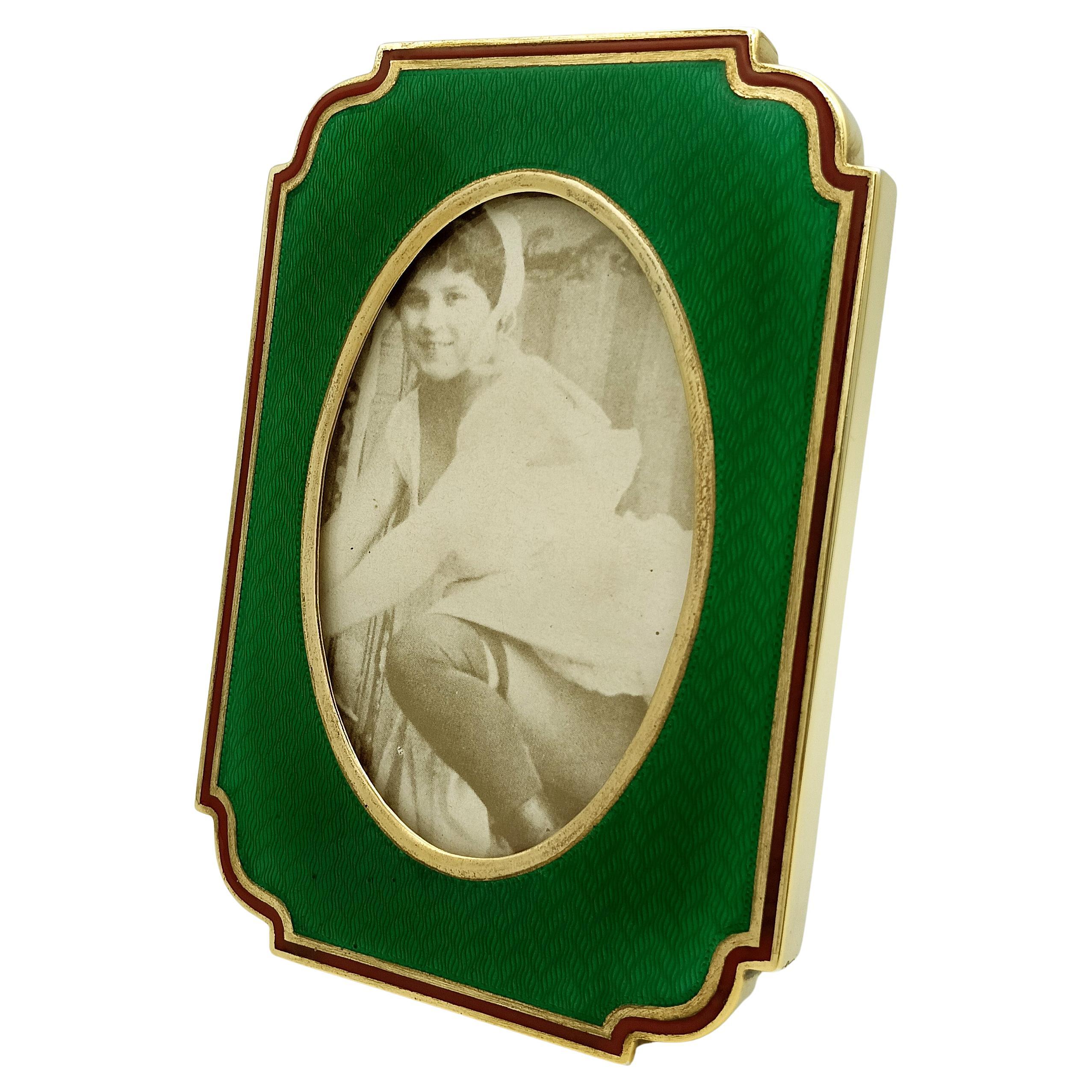 Cornice a forma di angoli Smalto verde A. Silver