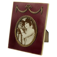 Cadre photo en argent émaillé rouge Empire français style Napoléon III Salimbeni