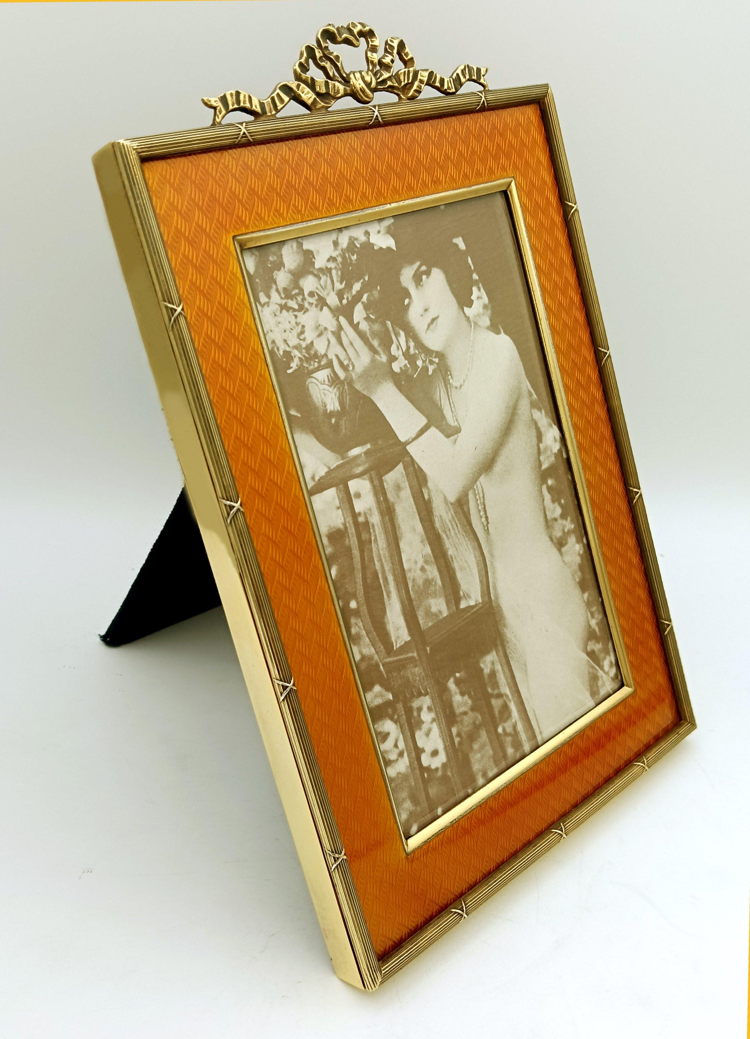 Mid-20th Century Picture Frame Silver Enamel with edges and frieze in Louis XVI style Salimbeni For Sale