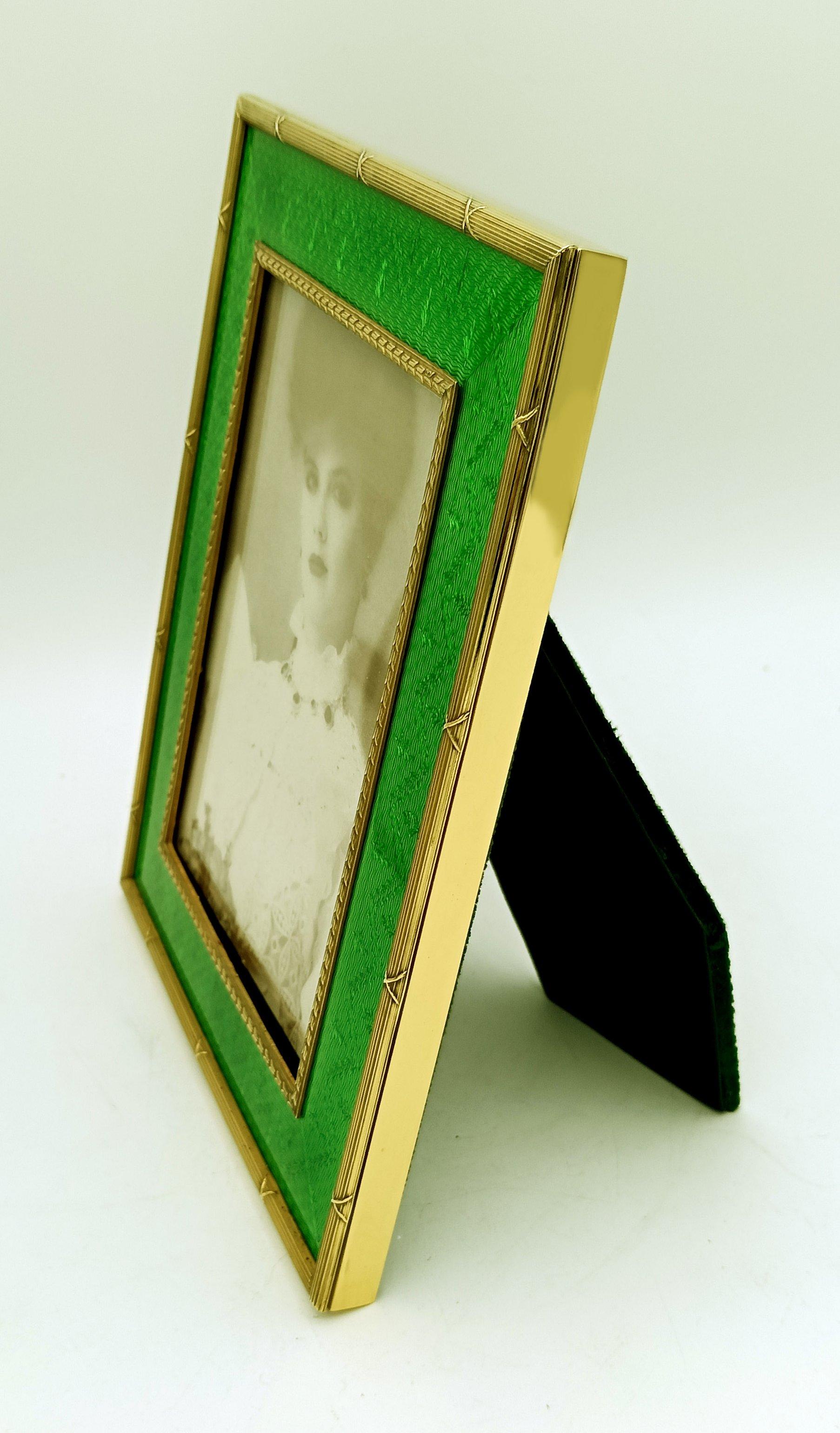 Picture Frame Silver Green Enameled with very fine hand engraving Salimbeni im Angebot 1