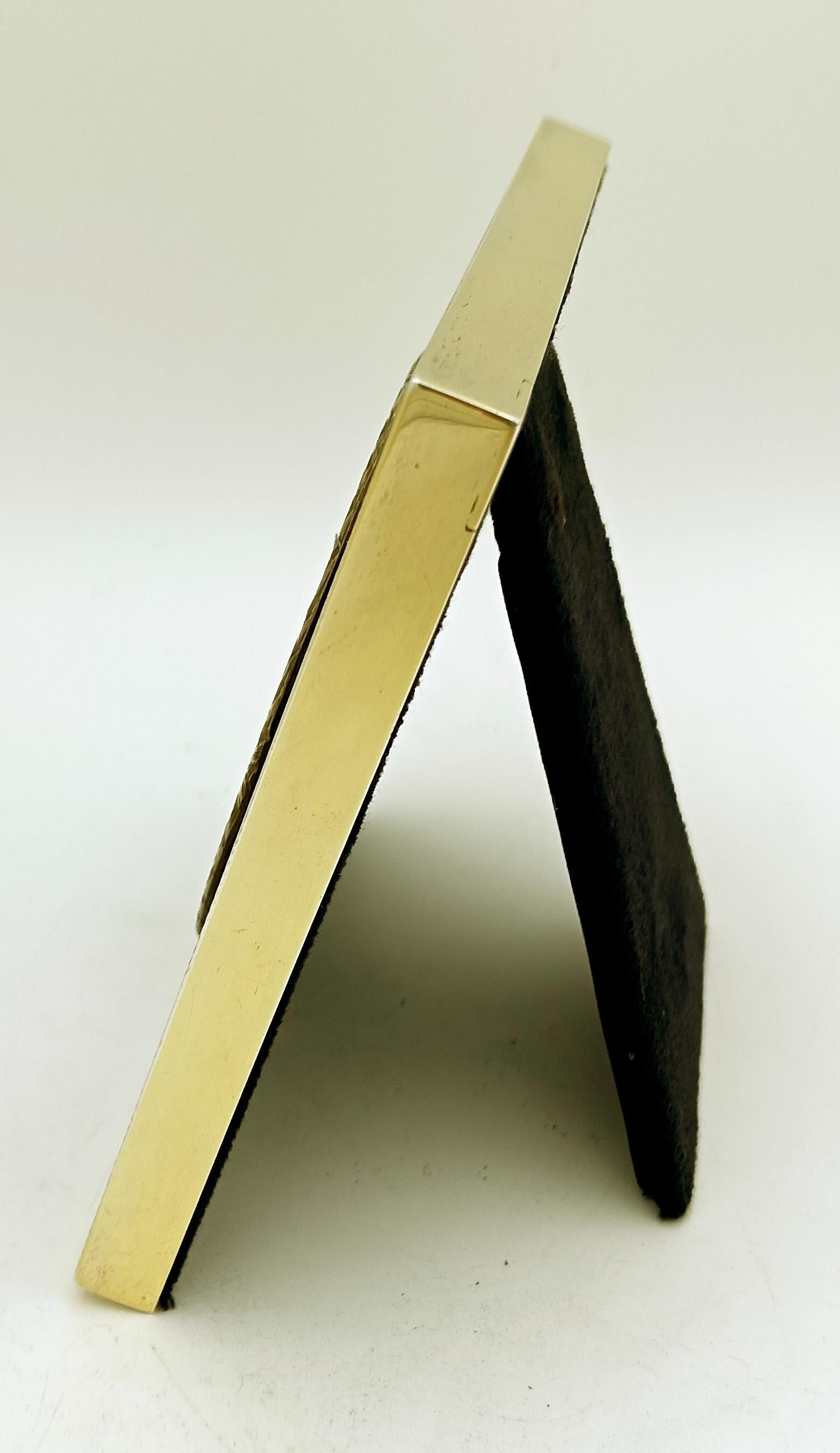 Cornice quadrata Greene & Greene ritratto ovale Argento Salimbeni in vendita 1
