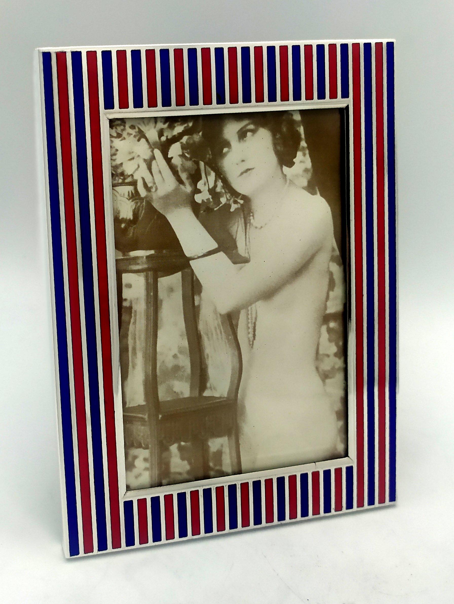 Marco de fotos líneas verticales estilo Art Déco Plata de ley Salimbeni Art Decó en venta