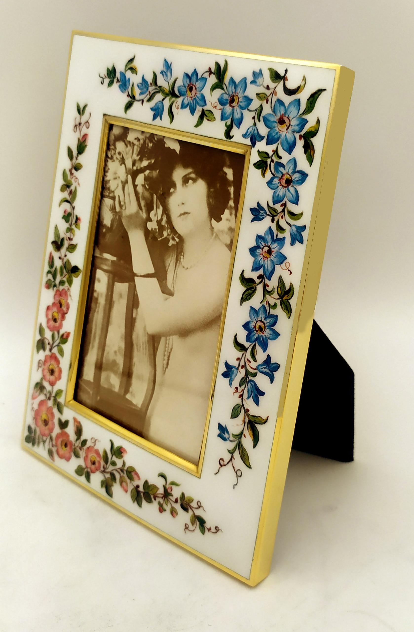 Hand-Carved Picture Frame White flowers hand painted miniature Sterling Silver Salimbeni For Sale