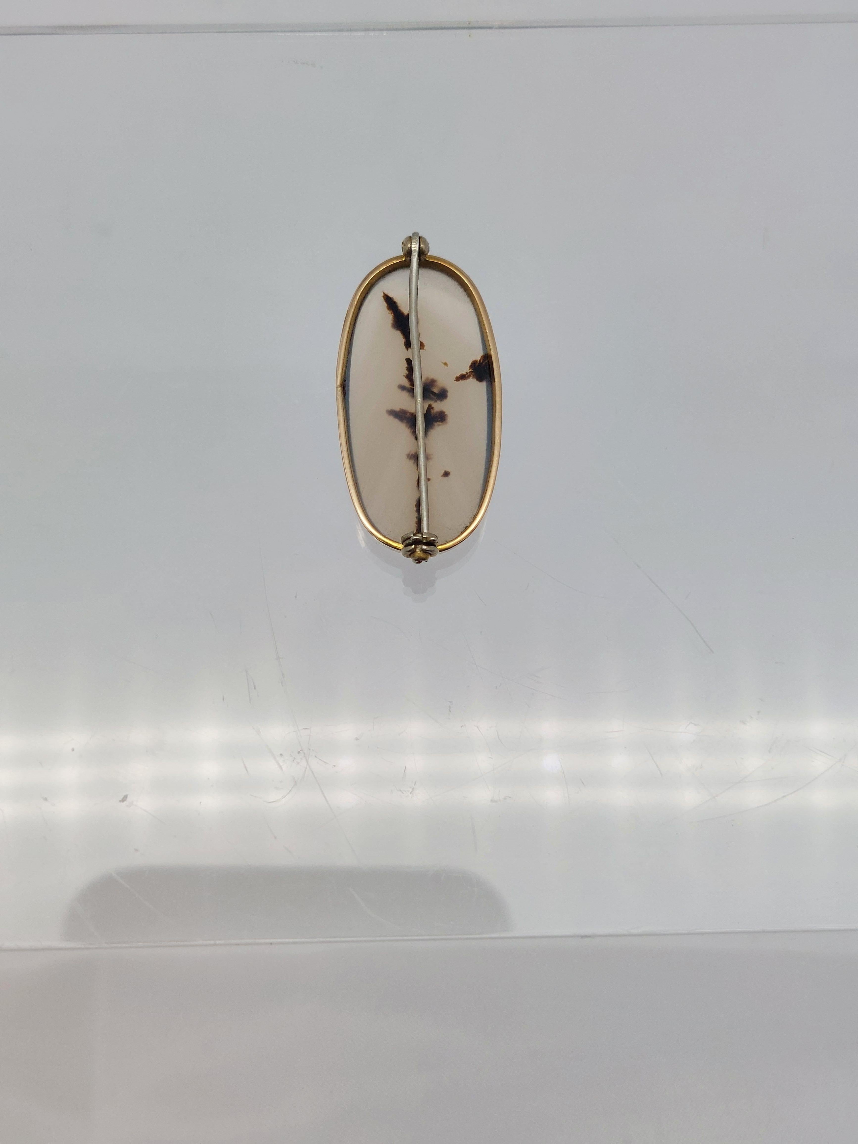 Broche en agate mousse 