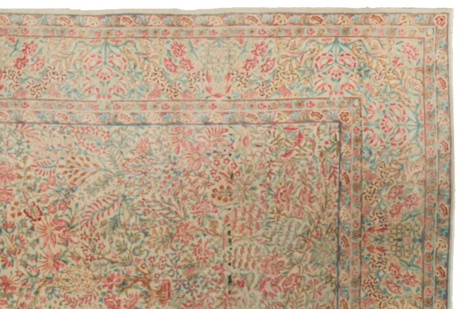 Tapis persan pittoresque - Kreman Style Excellent état - En vente à Dallas, TX
