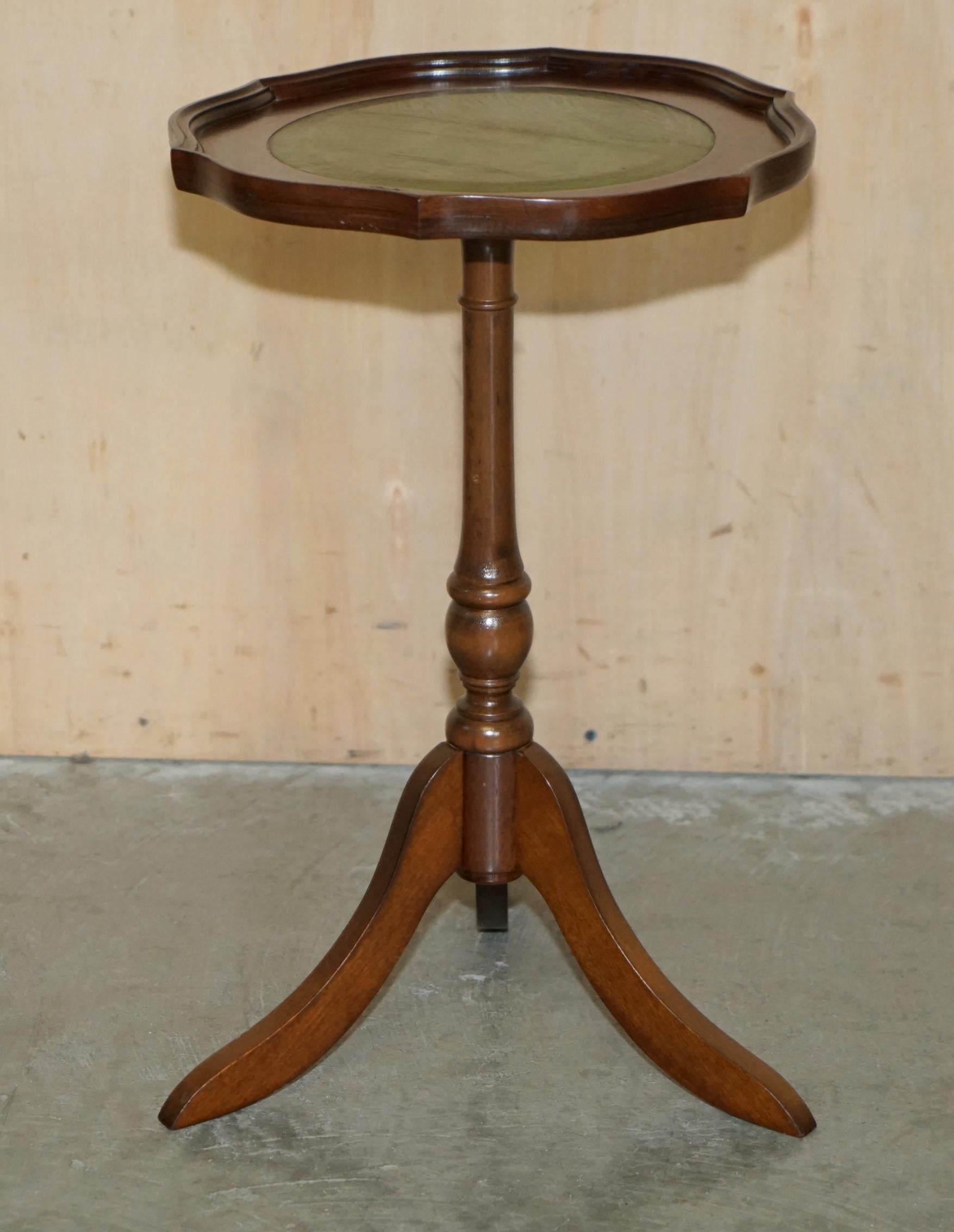 Royal House Antiques

Royal House Antiques is delighted to offer for sale this lovely vintage beech framed end table with pie crust edge and British Racing Green leather top

Please note the delivery fee listed is just a guide, it covers within the