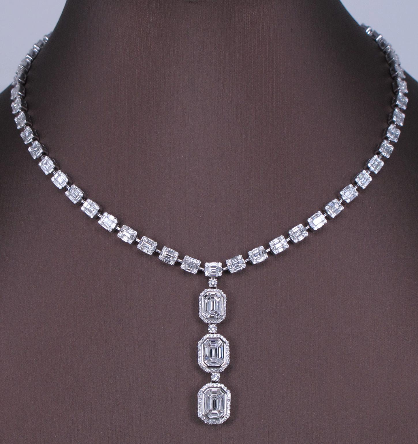 Diamant-Halskette mit 12,50 Karat Diamanten im Pie-Schliff, Diamant-Tropfen- und Smaragd- Illusion rund um Diamanten im Angebot 1