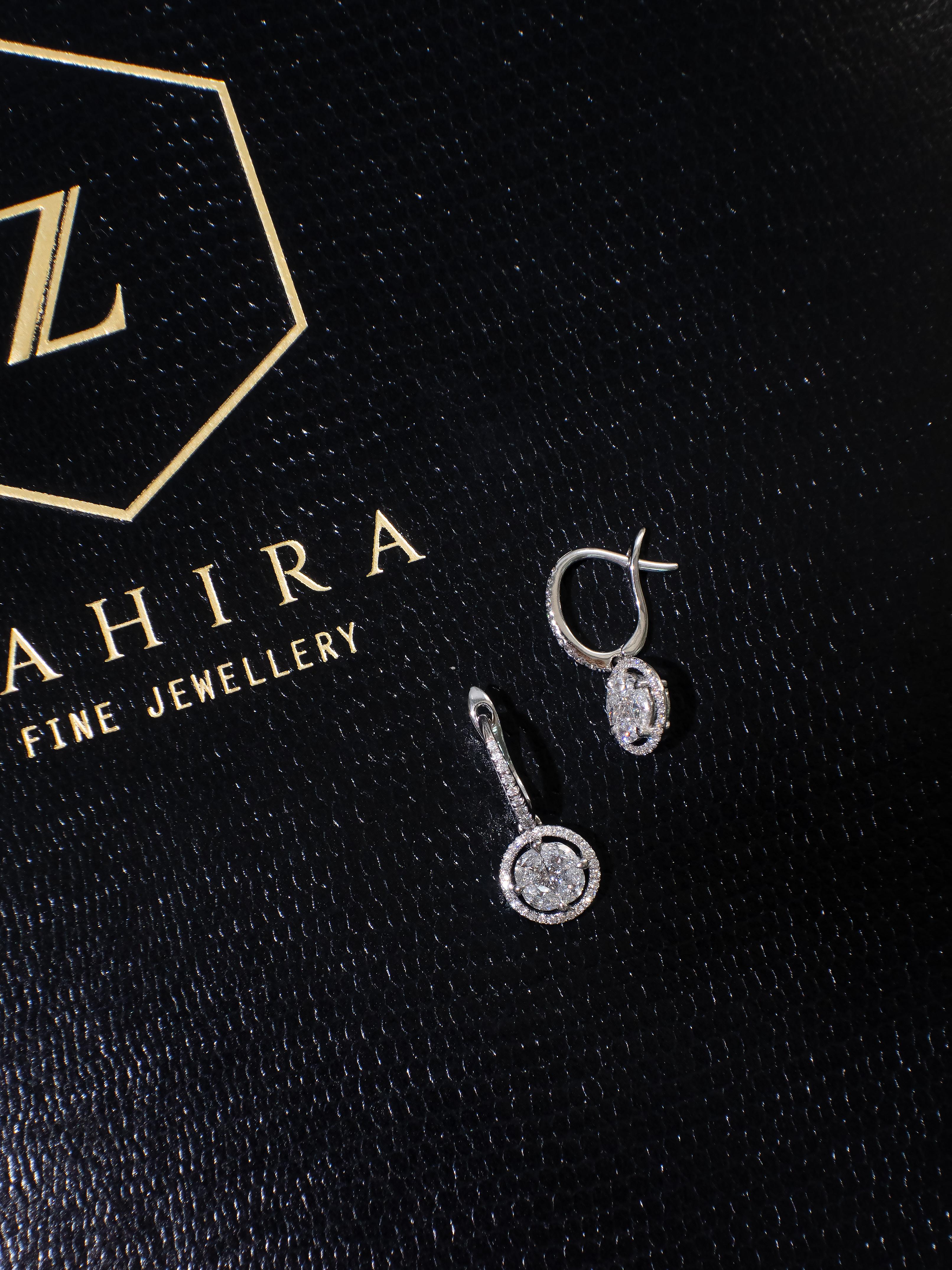 Pie Cut  Natural Diamond Halo Dangle Earrings in 18k White Gold In New Condition For Sale In Bangkok, TH
