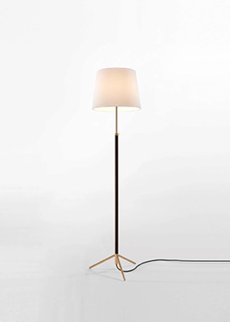 Metal Pie de Salón G3 Floor Lamp by Jaume Sans for Santa & Cole For Sale