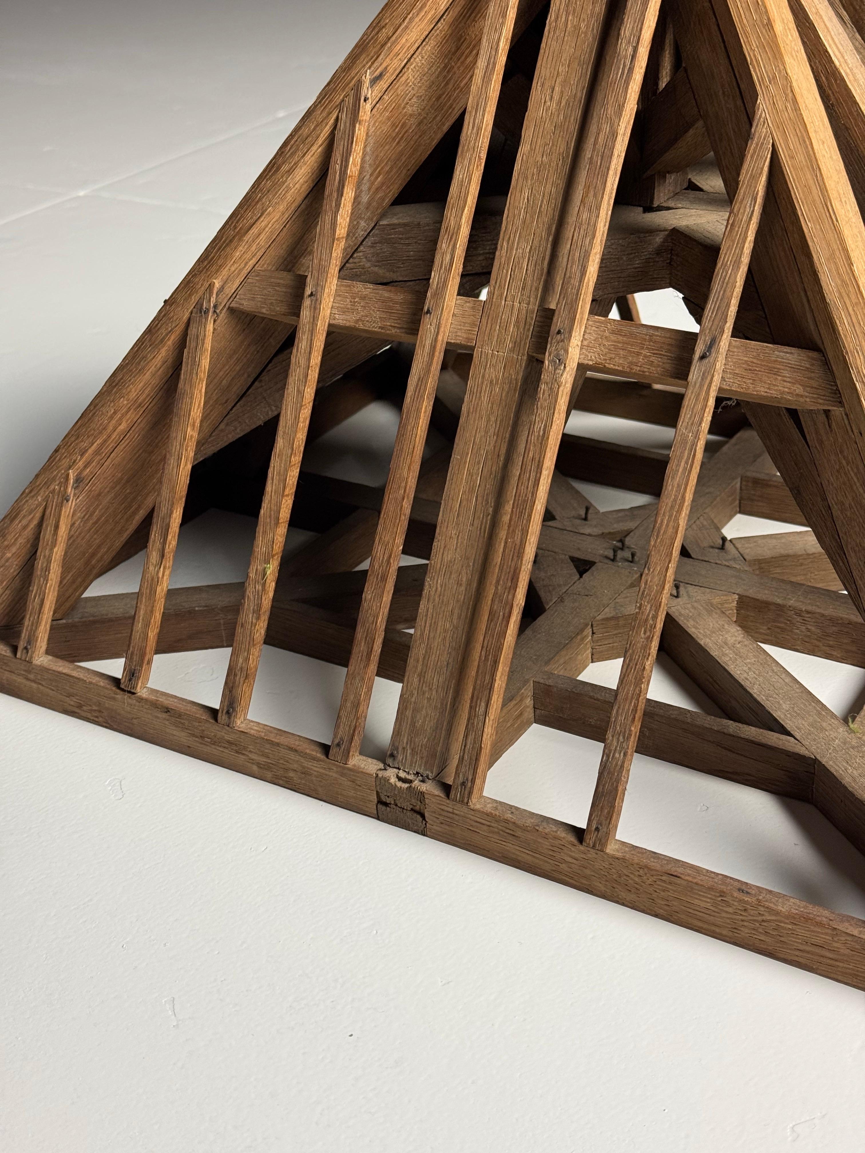 Chêne Piece de Maitrise, modèle de toit architectural en vente