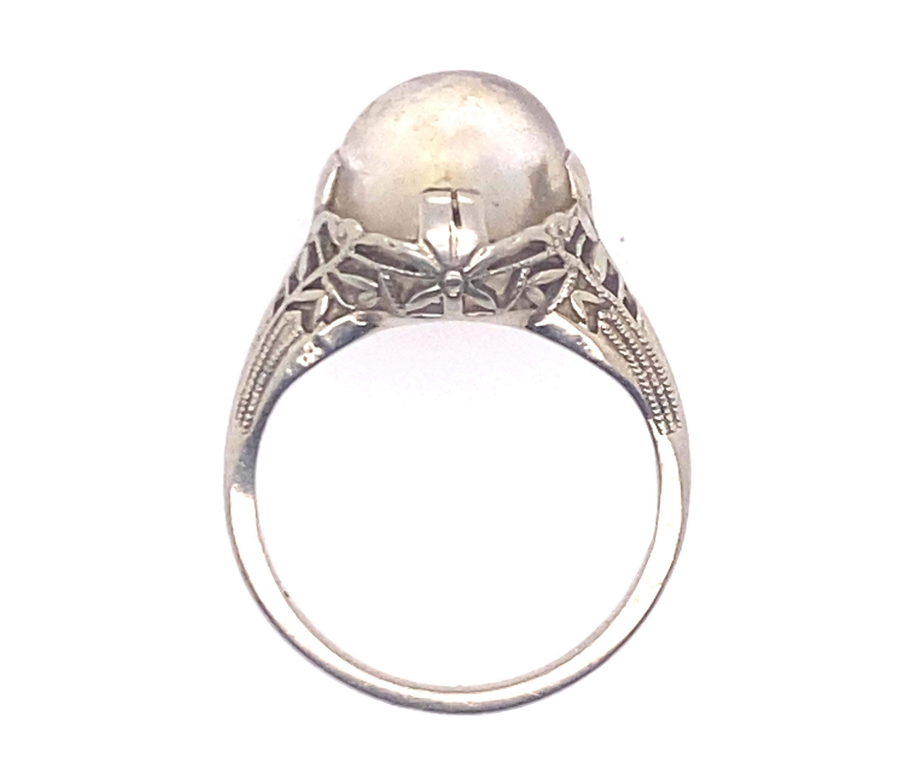 Vintage Style Pieces of Opal Gemstone 18K White Gold Cocktail Crystal Ball Ring



Vintage Style Setting

Pieces of Genuine Opal Gemstone Encased in 