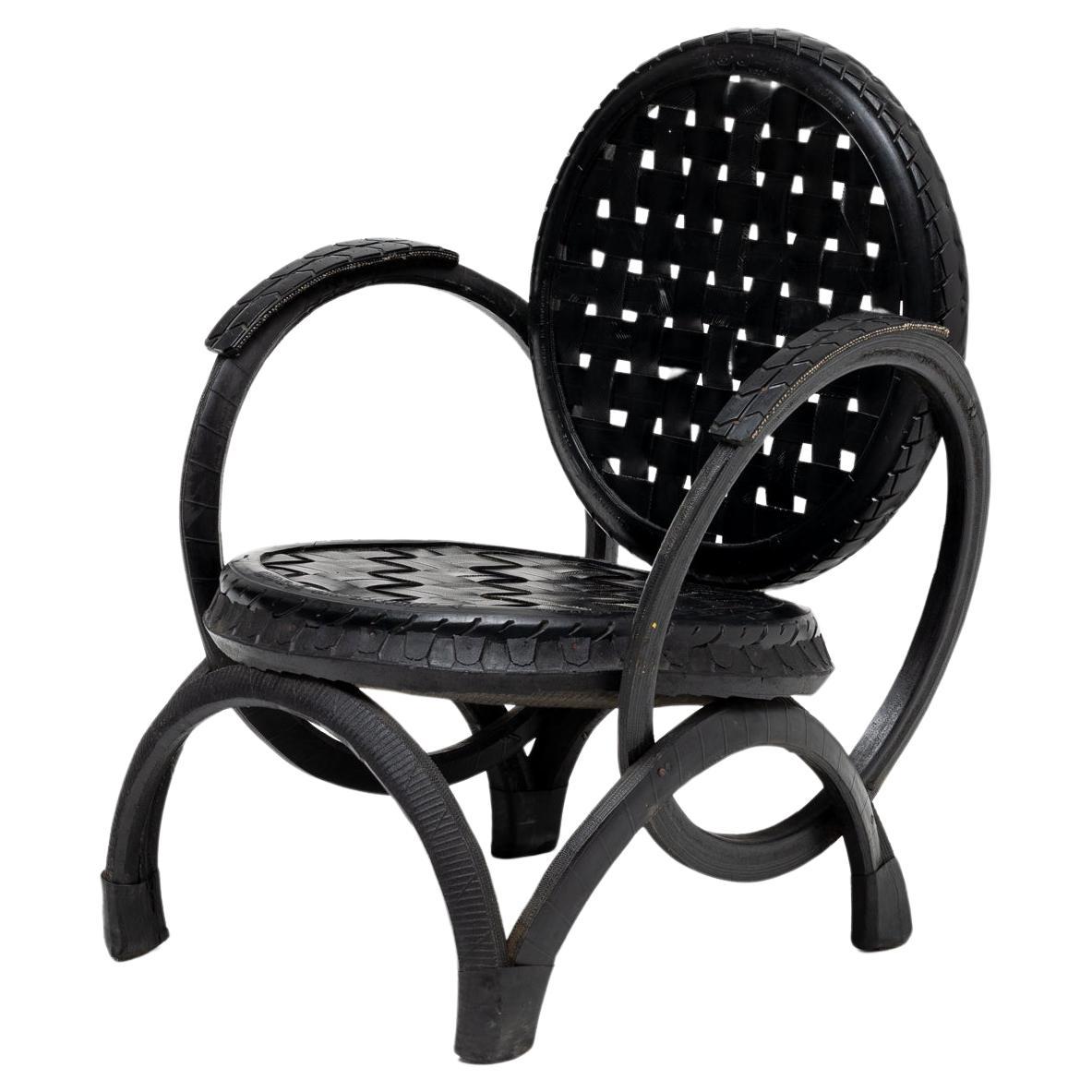 Aus Pieces of Pneumatics wurde ein zusammengebauter Sessel im Angebot