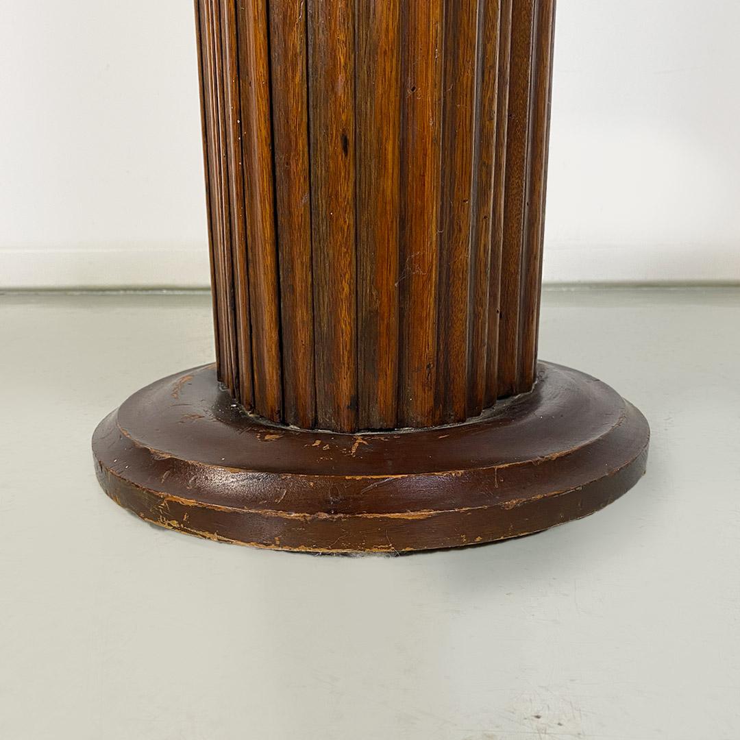 Pedestal or column display stand, wooden, early 1900s For Sale 4