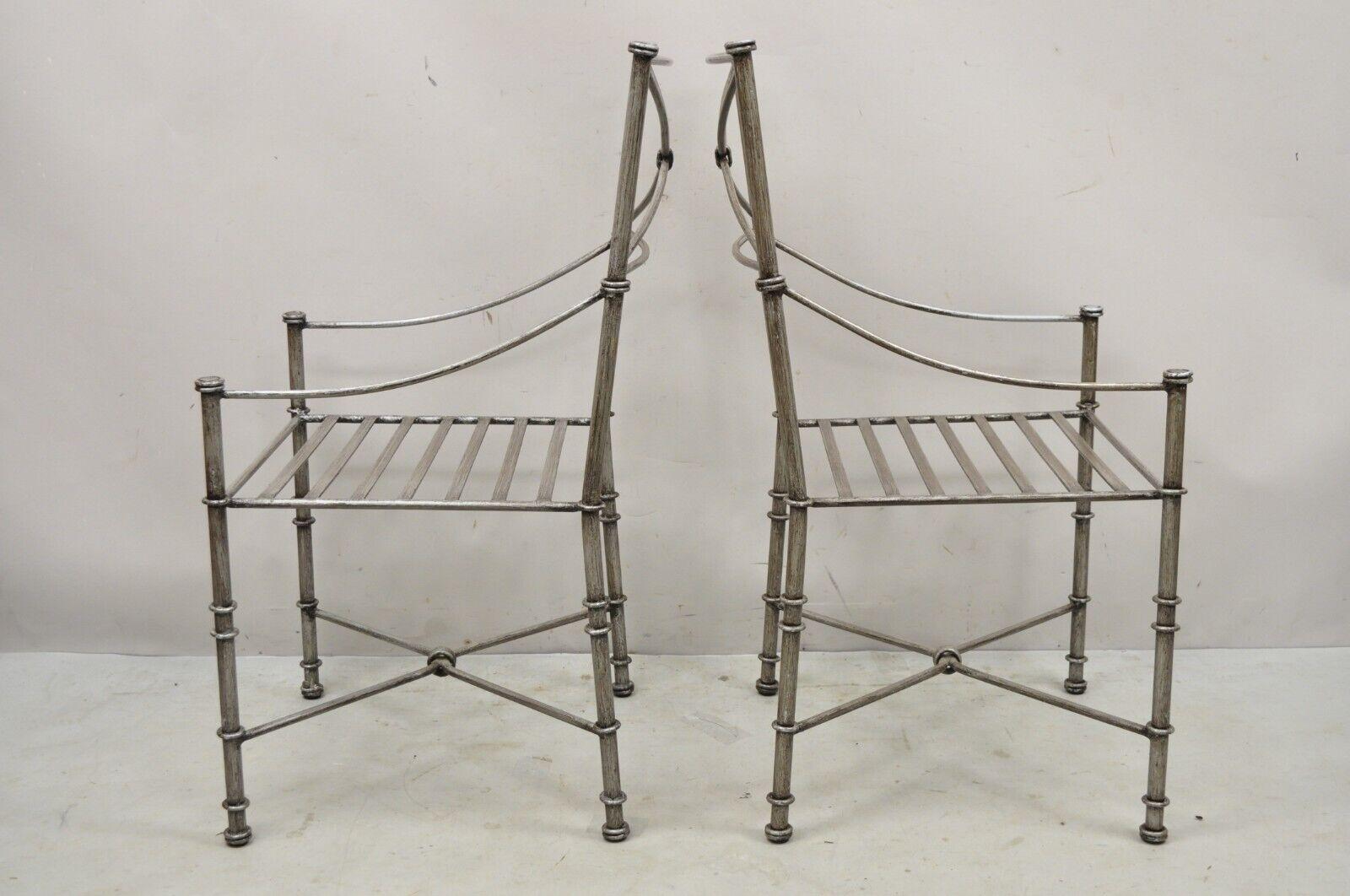 Pier 1 Medici Chaises latérales de salle à manger en fer forgé étain - une paire en vente 5