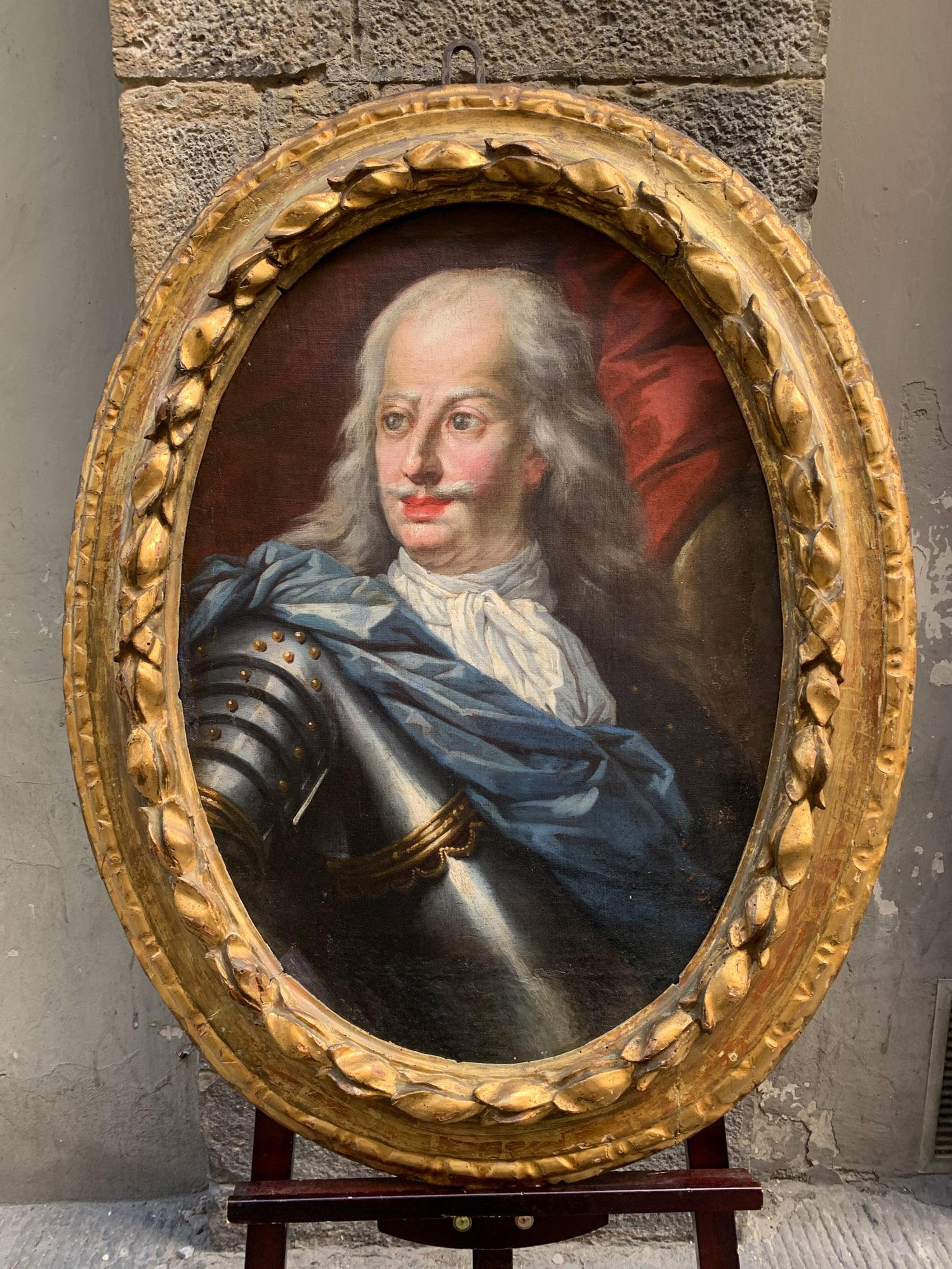 Porträt von Cosimo III. de' Medici, Großherzog der Toskana, in Rüstung

Öl auf Leinwand, aus dem späten 17. bis frühen 18.
Originaler zeitgenössischer Rahmen aus geschnitztem und vergoldetem Holz.

Das Porträt zeigt Cosimo III. de' Medici (Florenz,