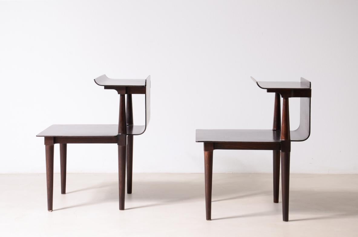 
COD-2807
Pier Giacomo e Achille Castiglioni

Elegante coppia di tavolini in legno curvato.

Manifattura italiana, Gavina1946