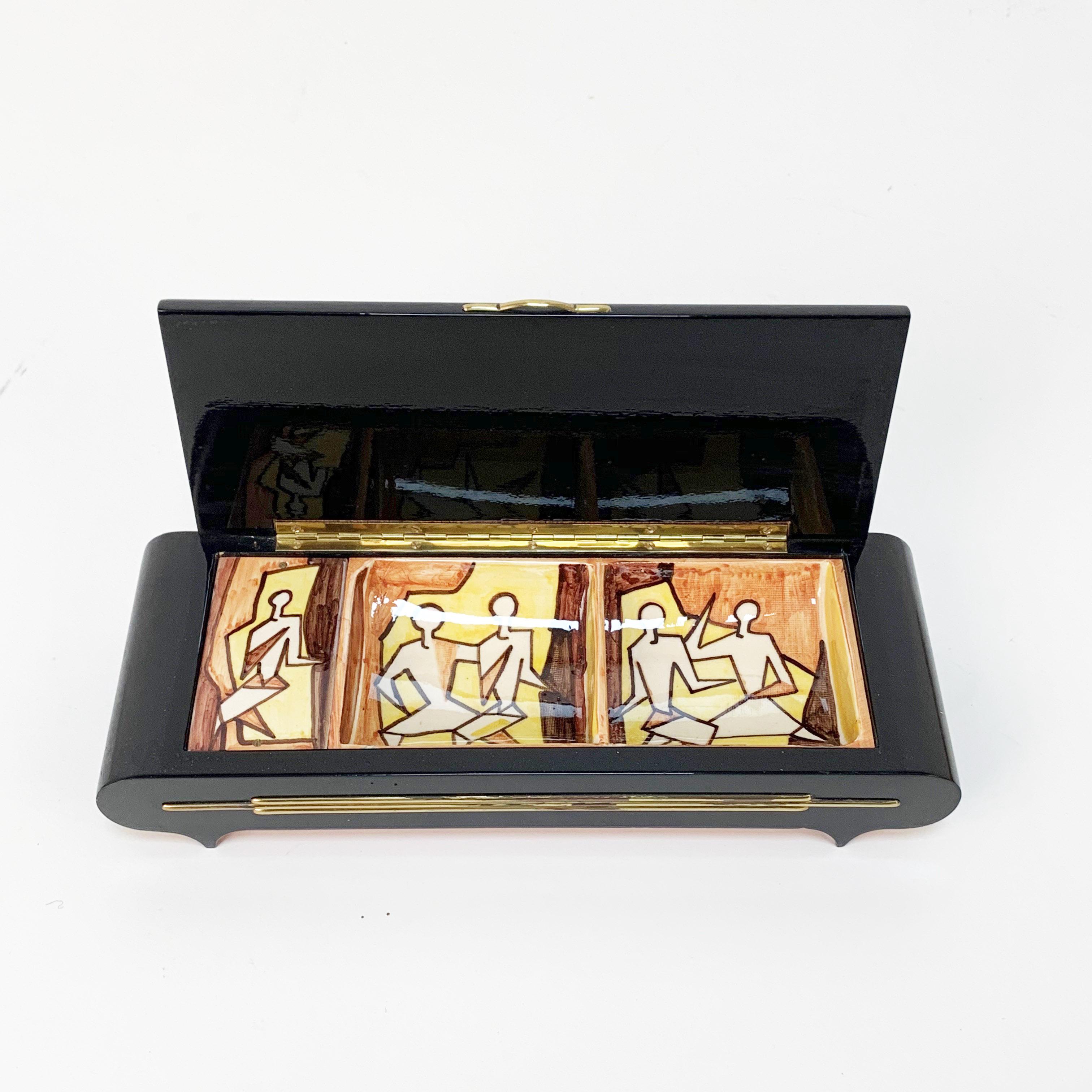 Lacquered Pier Giovanni Urbino, Decorated Ceramic Jewelry Box, Carillon, Italy, 1960s
